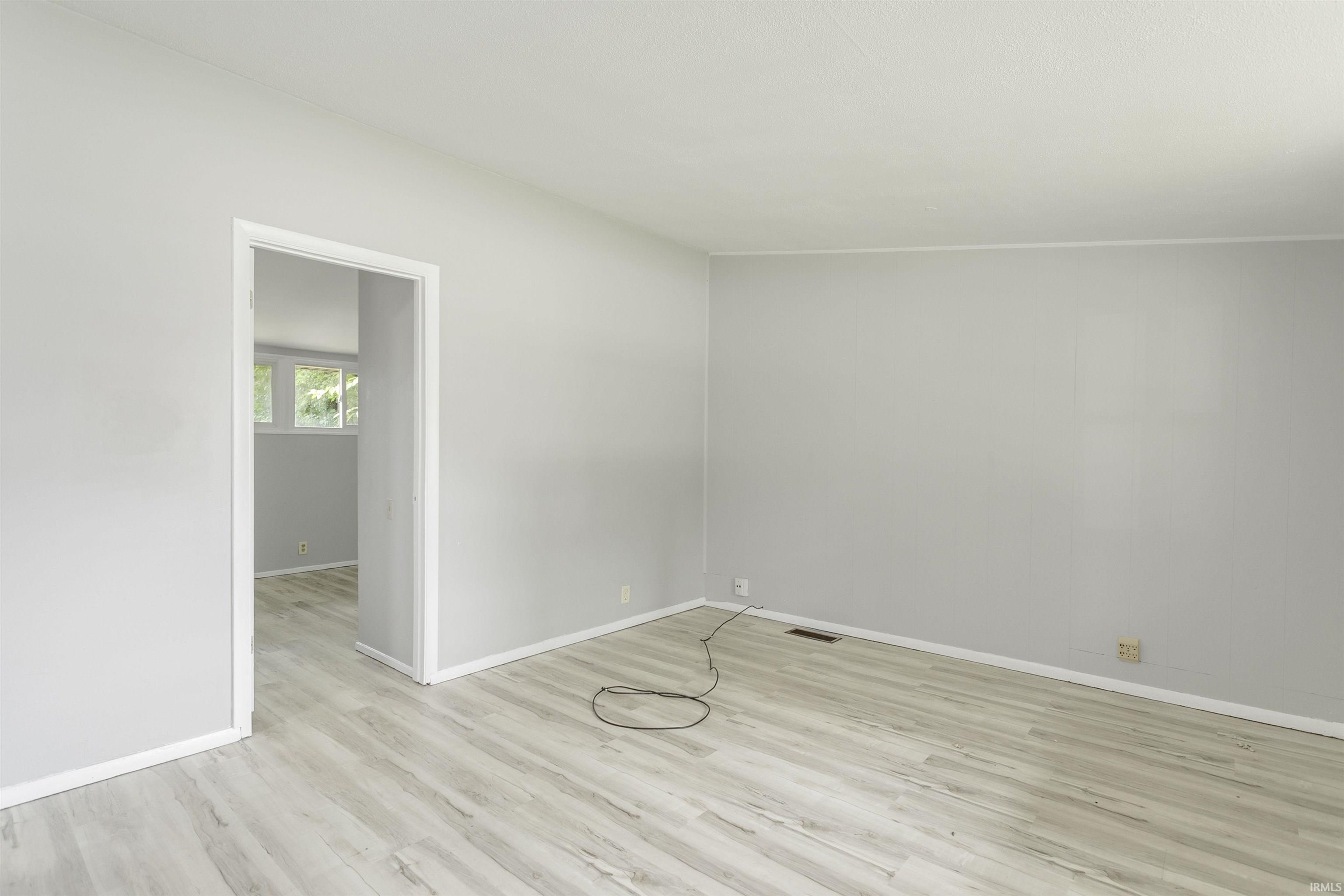 4th image of 1308 Browne Ln, South Bend, IN 46615 | MLS# 202632766