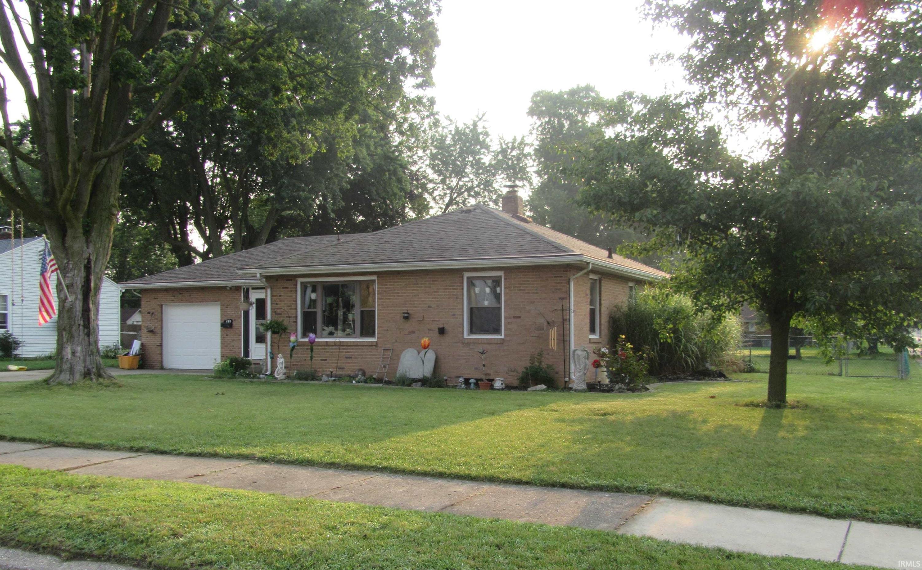 3rd image of 190 Witmer Ave, Elkhart, IN 46516 | MLS# 202632773