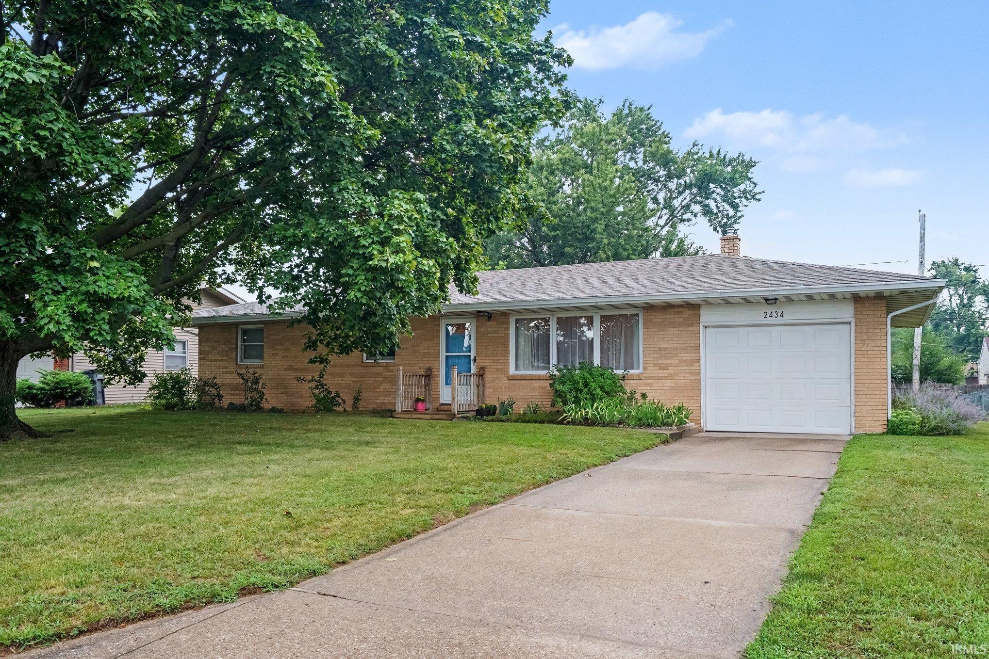 1st image of 2434 Roys Ave, Elkhart, IN 46517 | MLS# 202632774