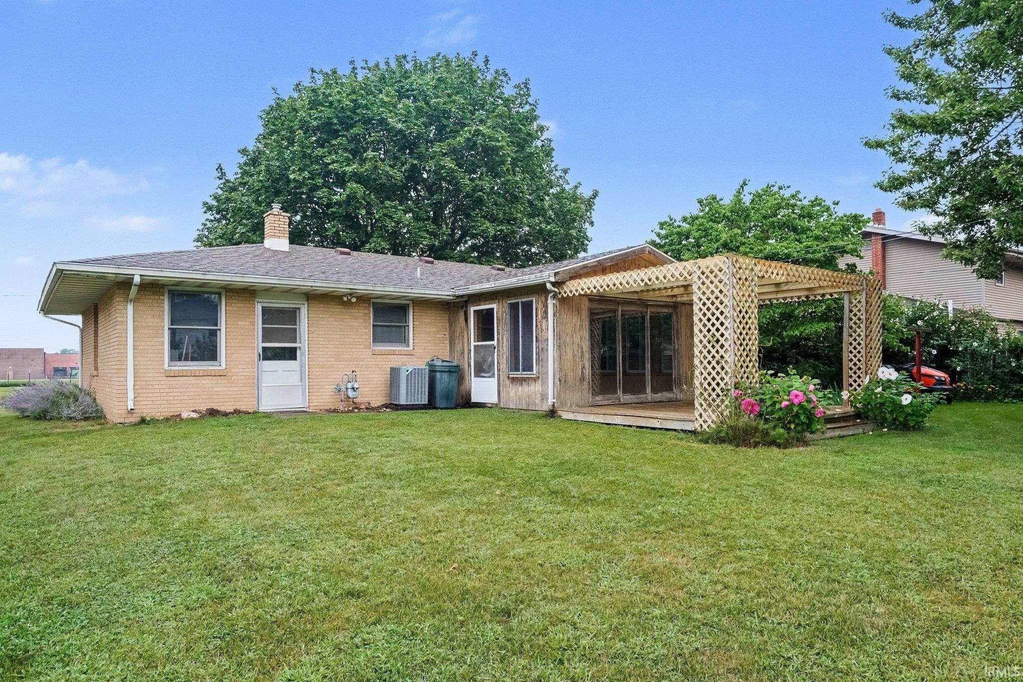 23rd image of 2434 Roys Ave, Elkhart, IN 46517 | MLS# 202632774