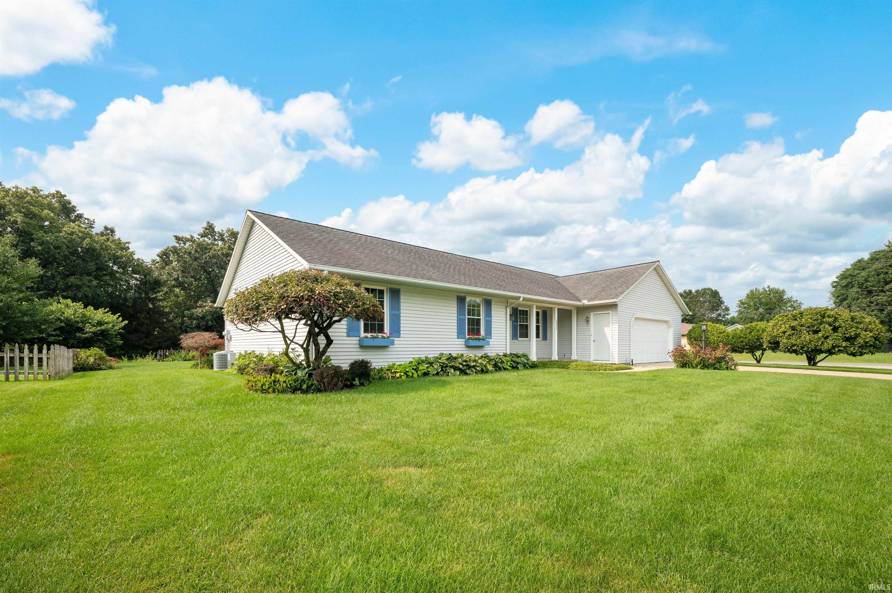 3rd image of 18980 Cedar Mill Ct, South Bend, IN 46637 | MLS# 202632783