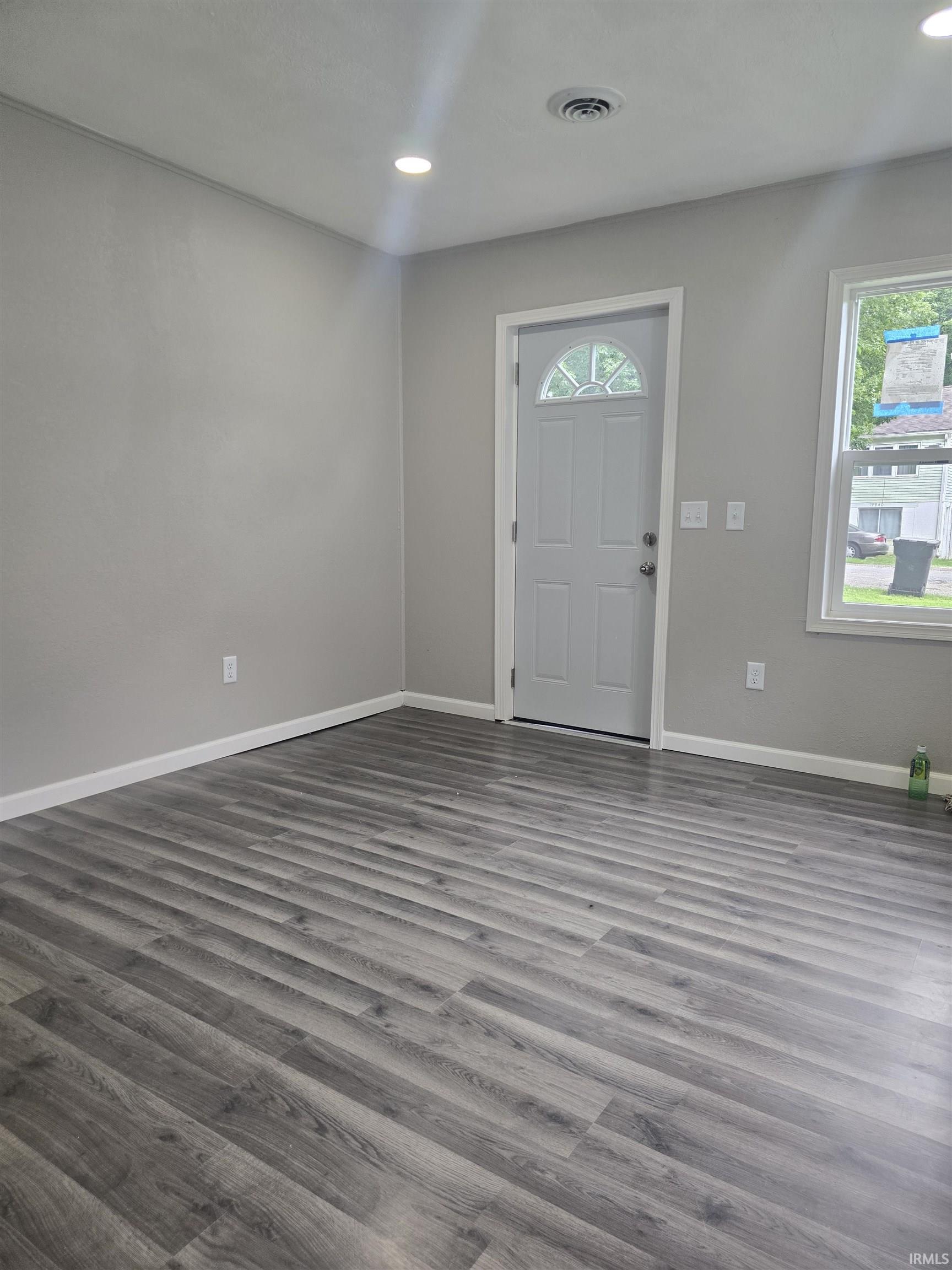 2nd image of 19947 Kelly St, South Bend, IN 46637 | MLS# 202632798