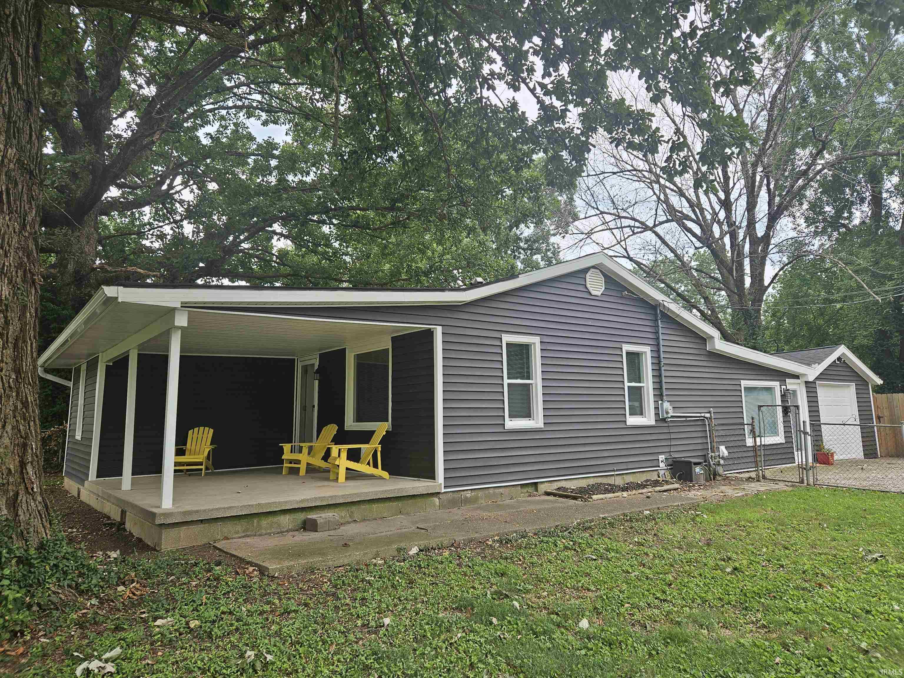 2nd image of 2701 S Weinbach Ave, Evansville, IN 47714 | MLS# 202632850