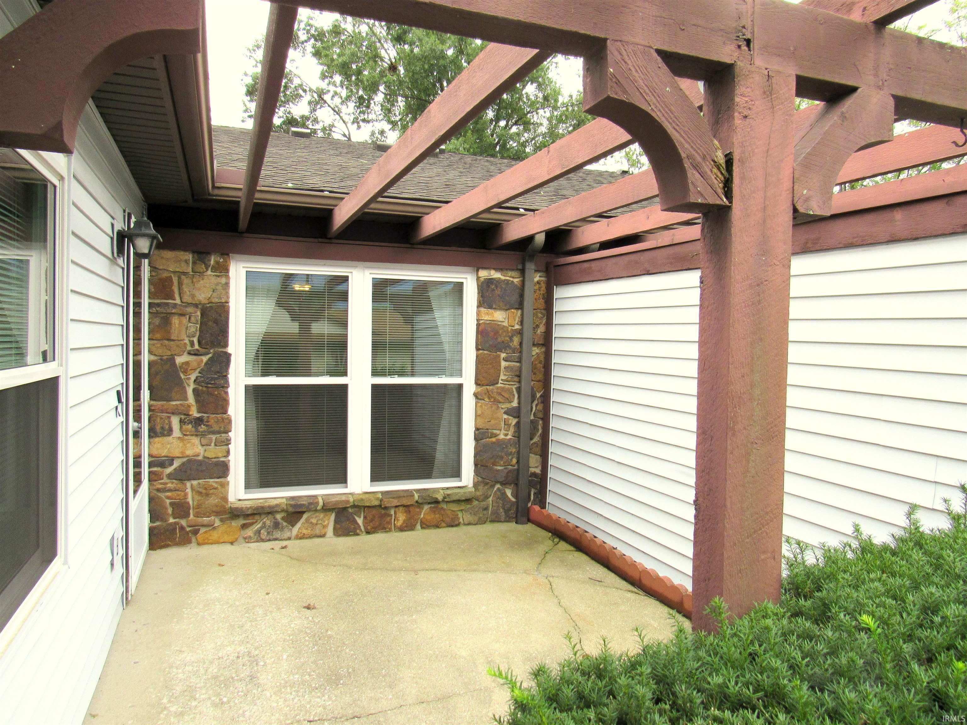 2nd image of 1104 E Regency Dr, Bloomington, IN 47401 | MLS# 202632857