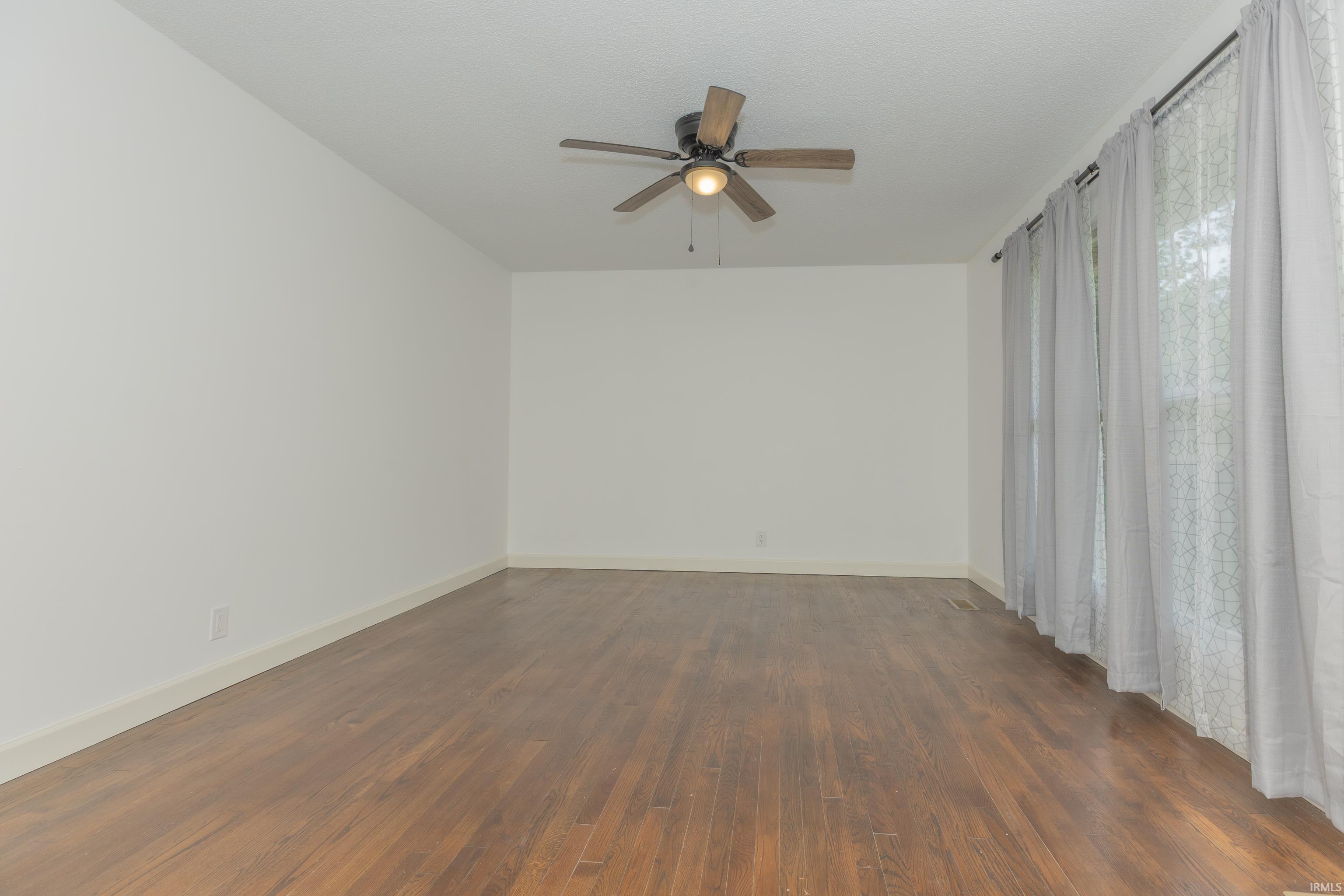 2nd image of 117 Cairo Ct, Chandler, IN 47610 | MLS# 202632873