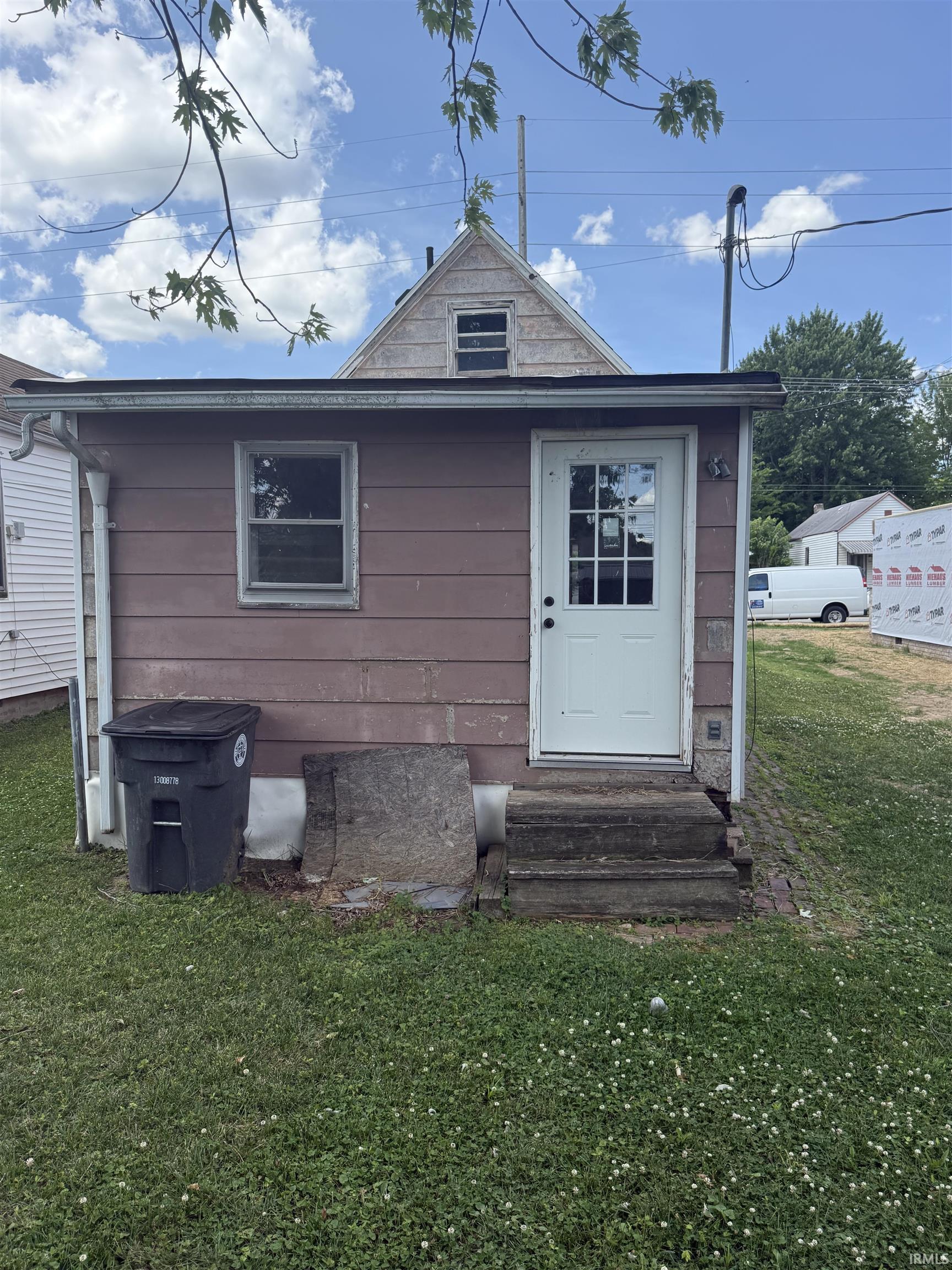 3rd image of 313 Cass Ave, Evansville, IN 47713 | MLS# 202632886