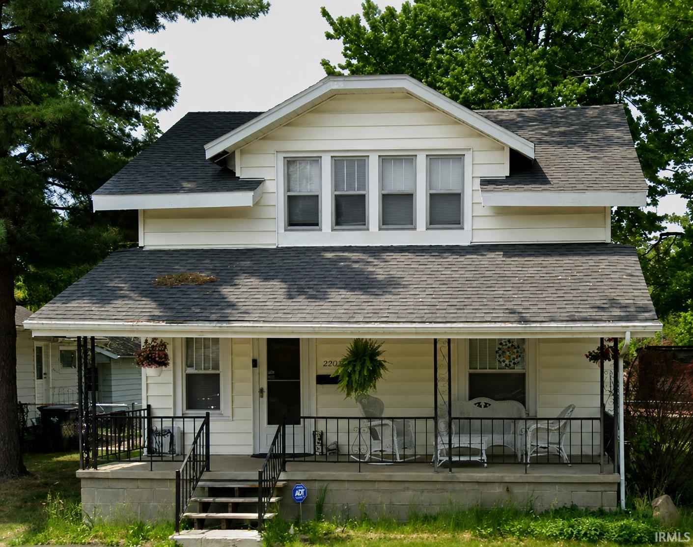 1st image of 2201 Morehouse Ave, Elkhart, IN 46517 | MLS# 202632888