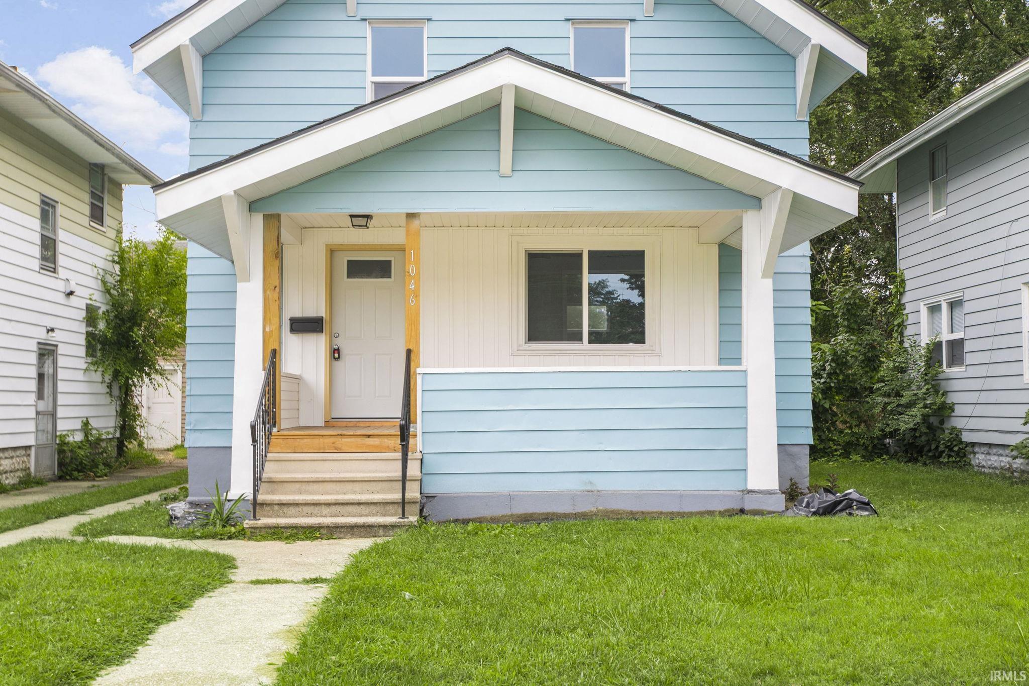 1st image of 1046 Lawndale Ave, South Bend, IN 46628 | MLS# 202632892