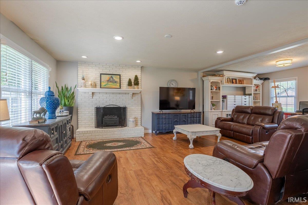 5th image of 918 Stahl Ct, Evansville, IN 47715 | MLS# 202632905