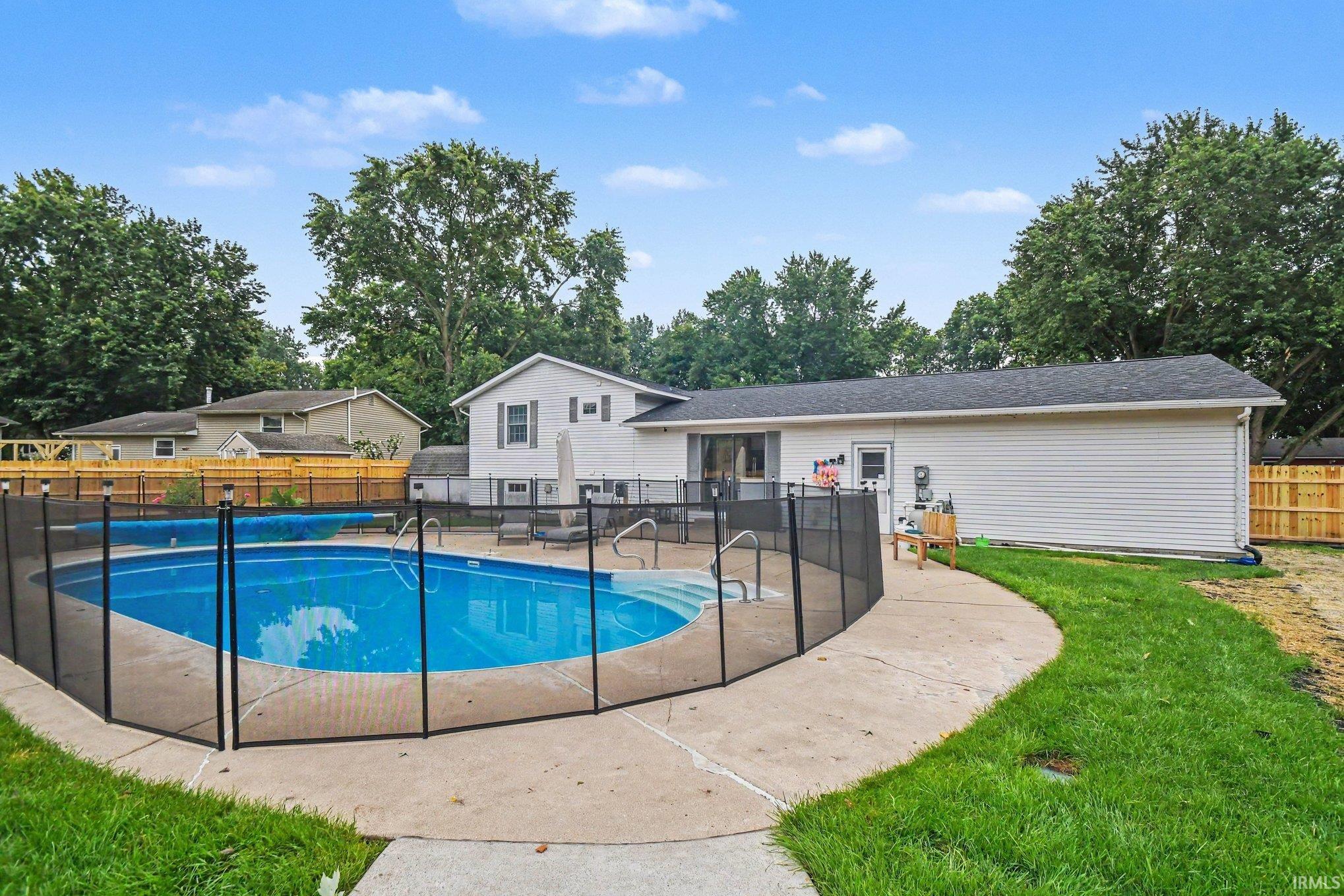 5th image of 3002 Blanchard Dr, Mishawaka, IN 46544 | MLS# 202632913