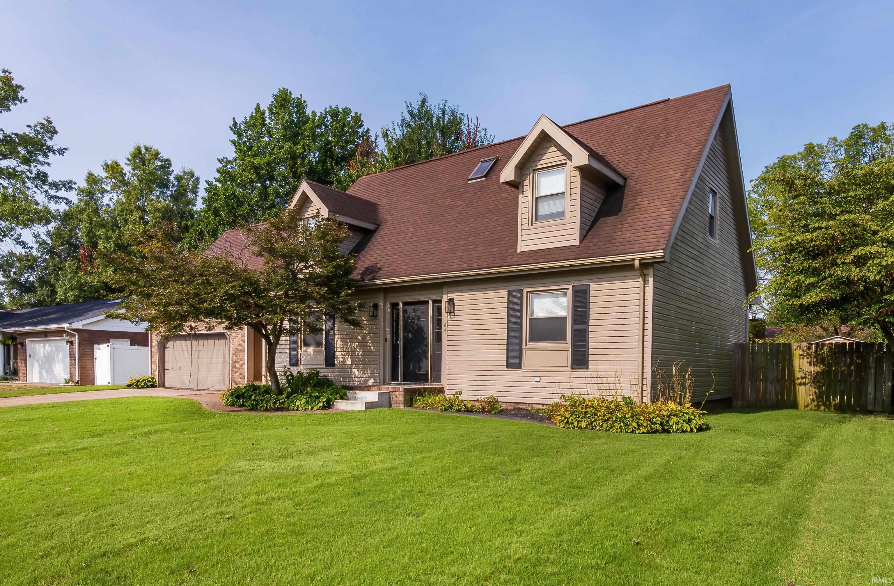 1st image of 641 Woodbriar Ct, Evansville, IN 47715 | MLS# 202632972