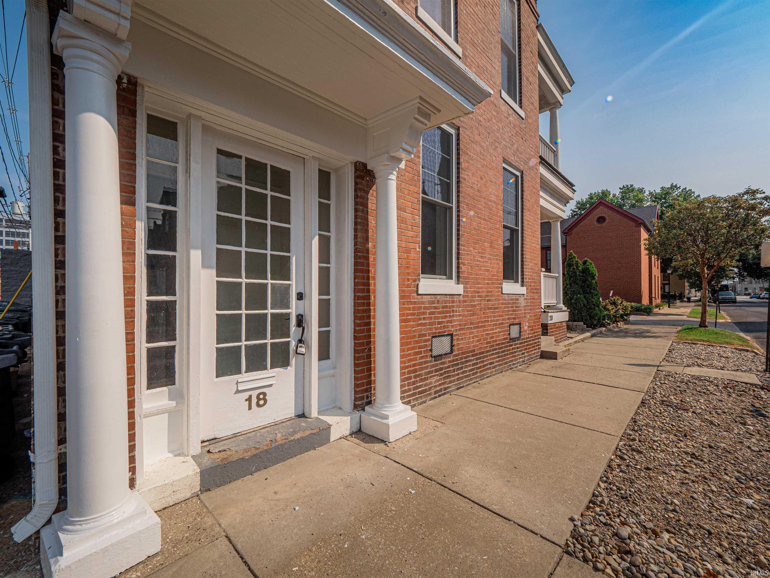 4th image of 18 Chestnut St, Evansville, IN 47713 | MLS# 202632977