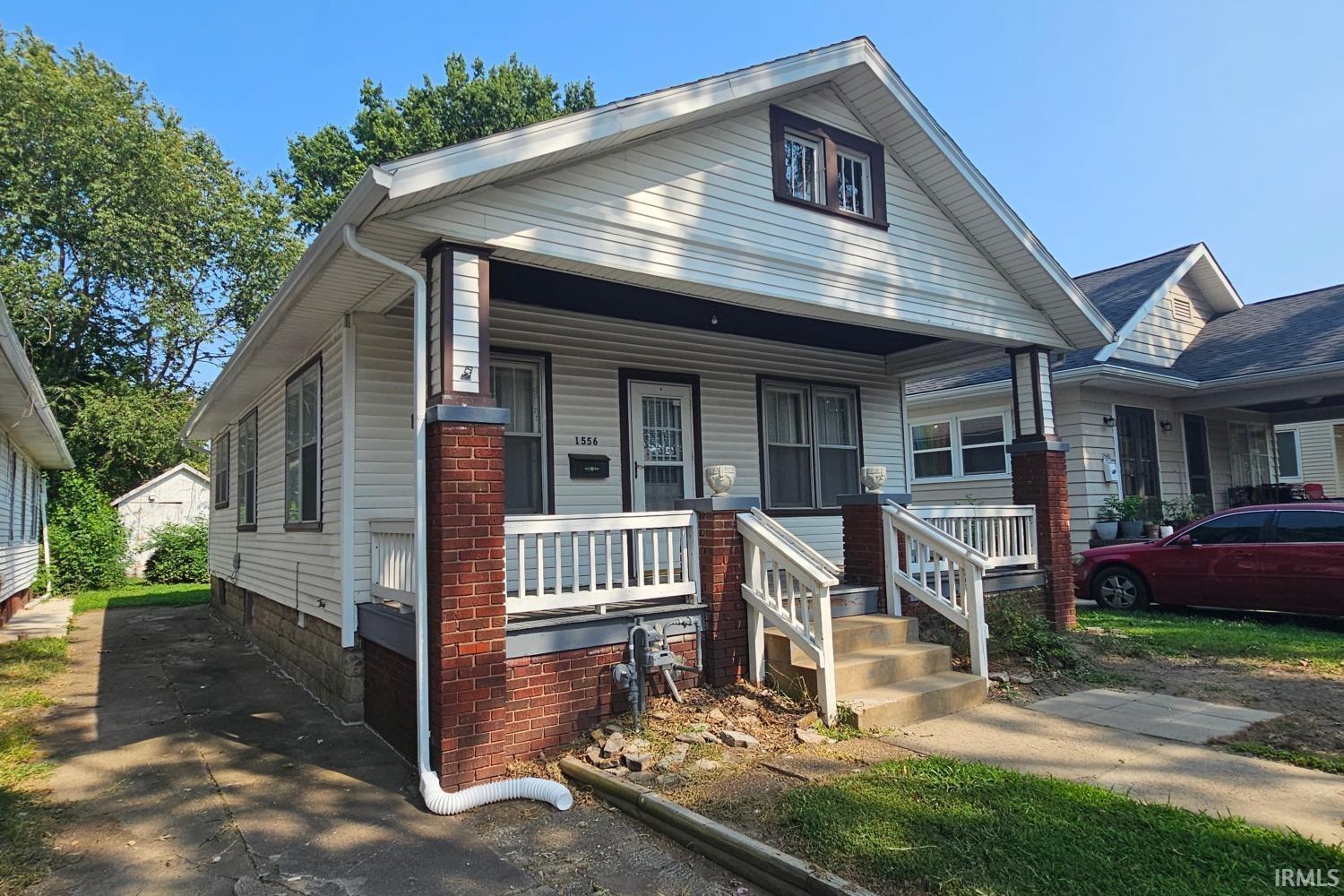 1st image of 1556 S Linwood Ave, Evansville, IN 47713 | MLS# 202633036