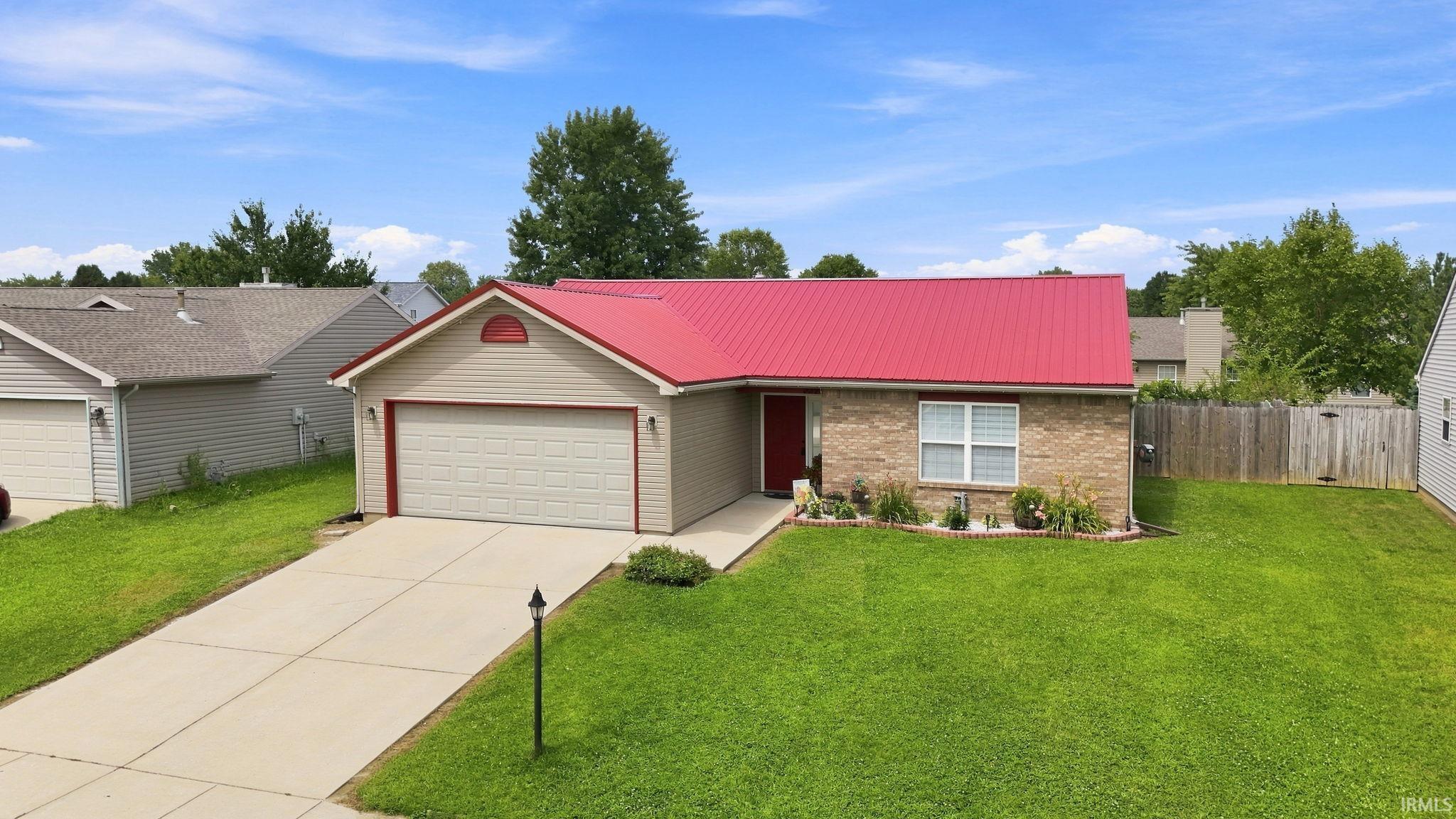 image of 332 Plantation Wy, Lafayette, IN 47909 | MLS# 202633042