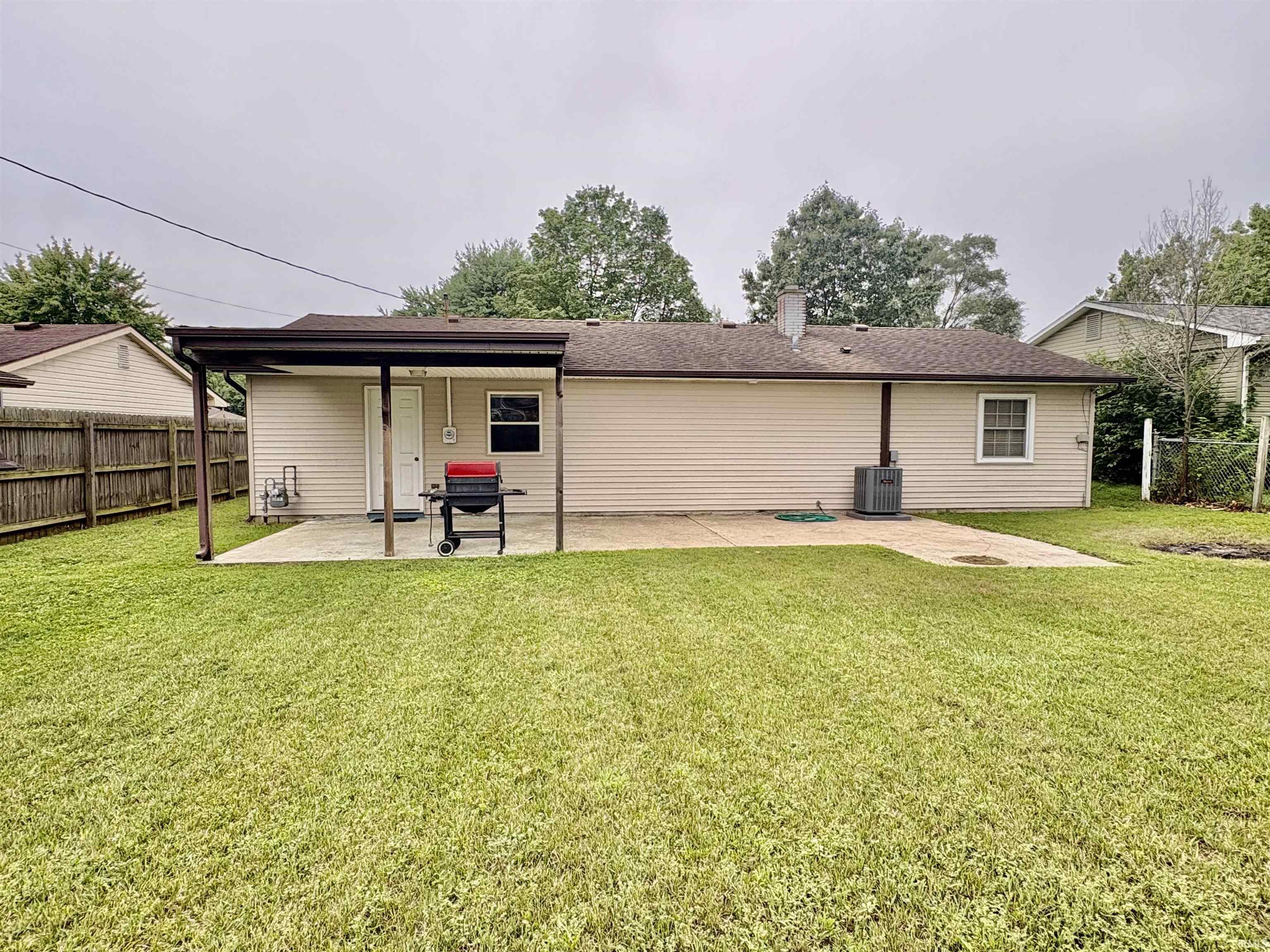 3rd image of 56648 Norman Ct, Elkhart, IN 46516 | MLS# 202633046