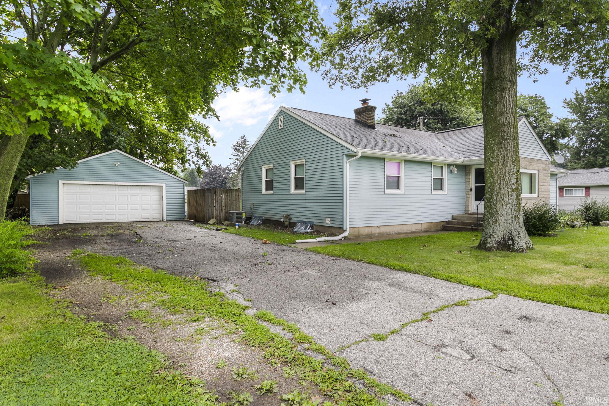 2nd image of 19389 Kern Rd, South Bend, IN 46614 | MLS# 202633074