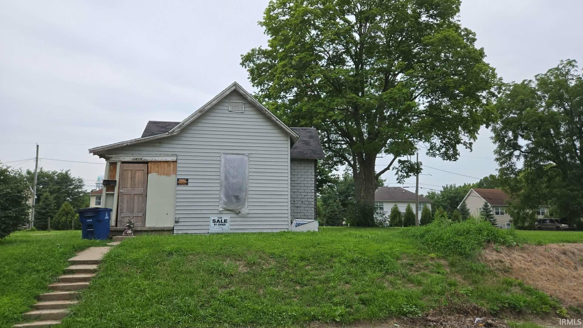 1st image of 2418 S Waite St, Marion, IN 46953 | MLS# 202633082