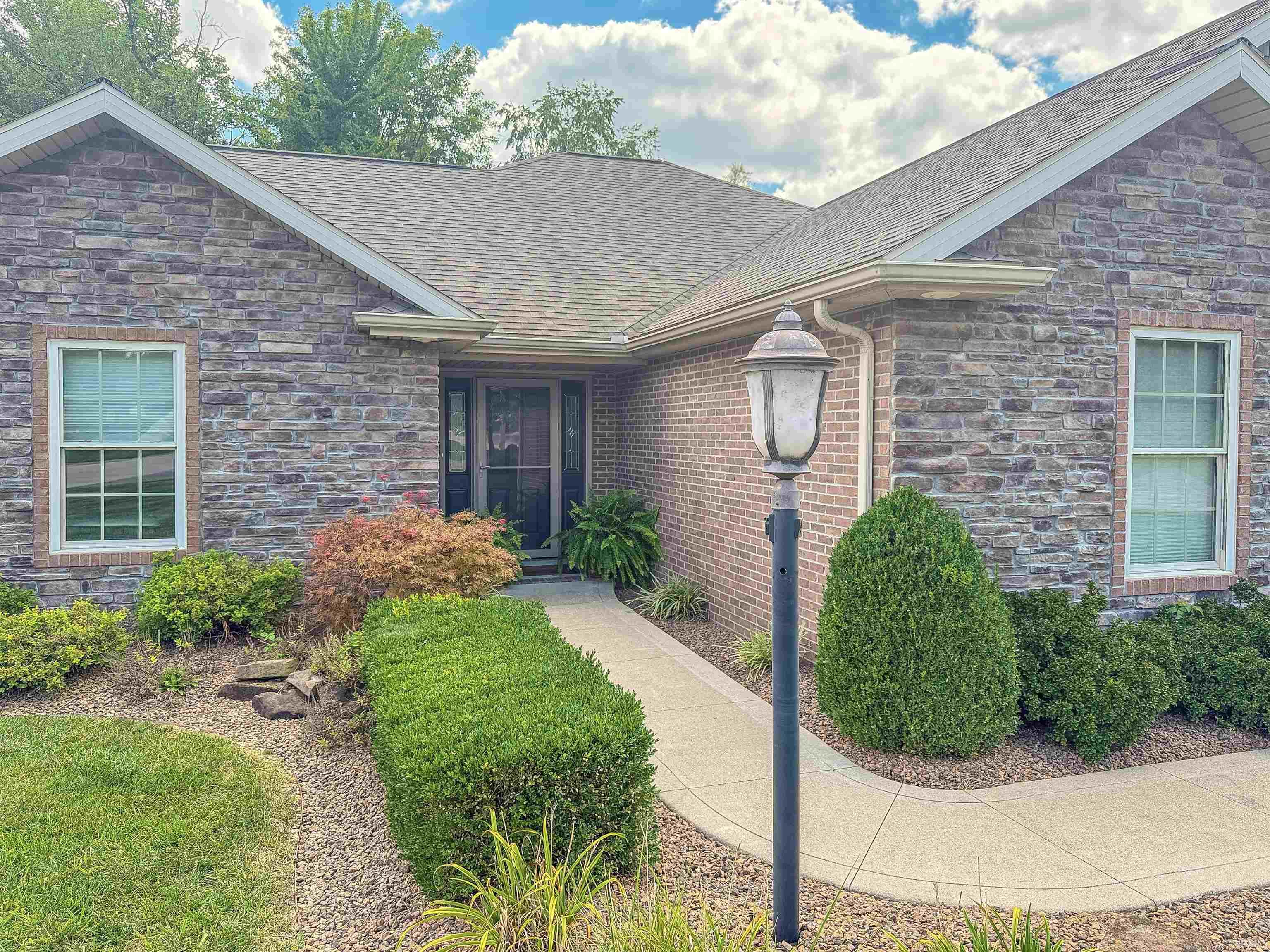 image of 1453 Summit St, Jasper, IN 47546 | MLS# 202633096