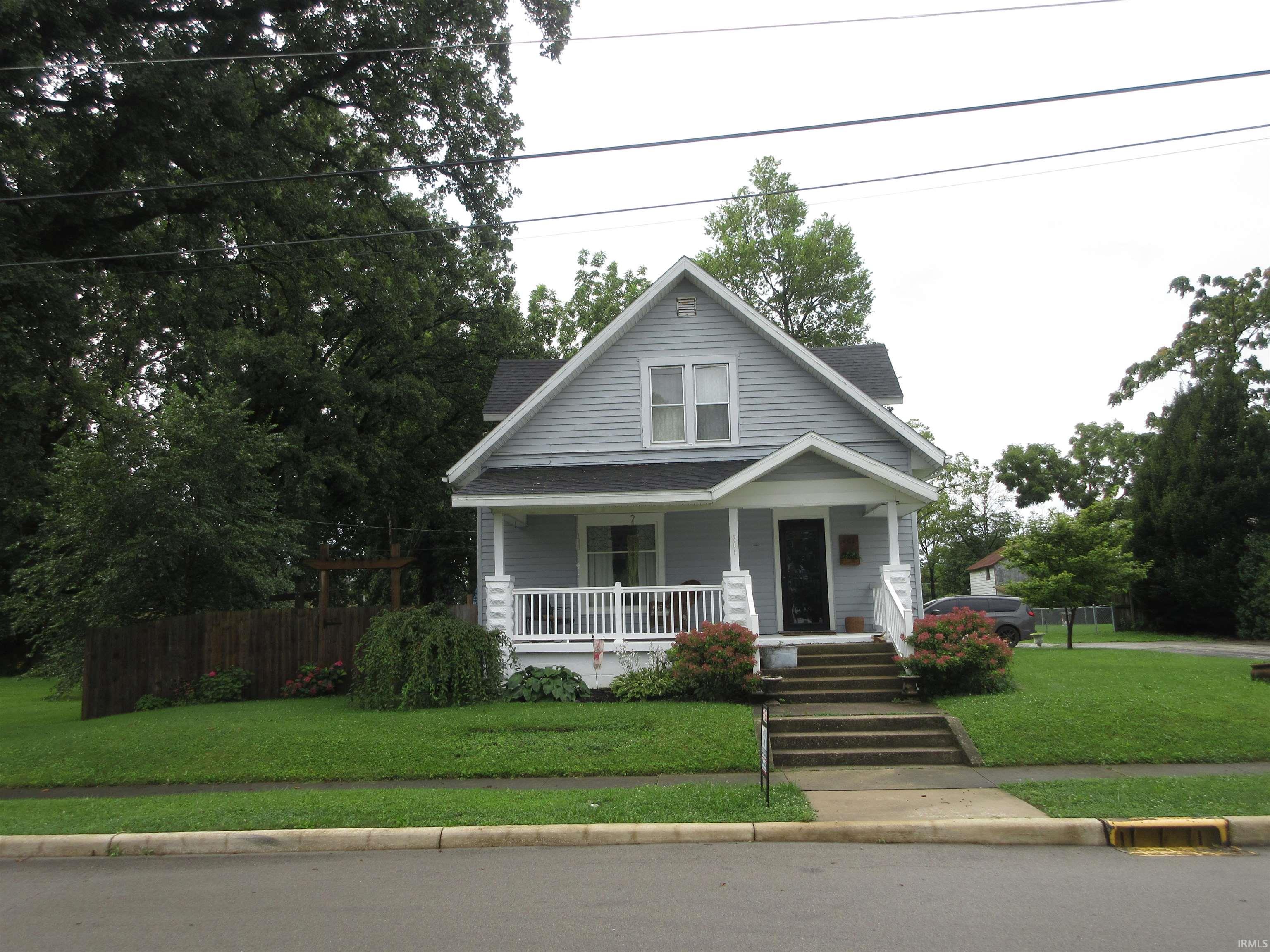 1st image of 201 E Sherman St, Lynn, IN 47355 | MLS# 202633176