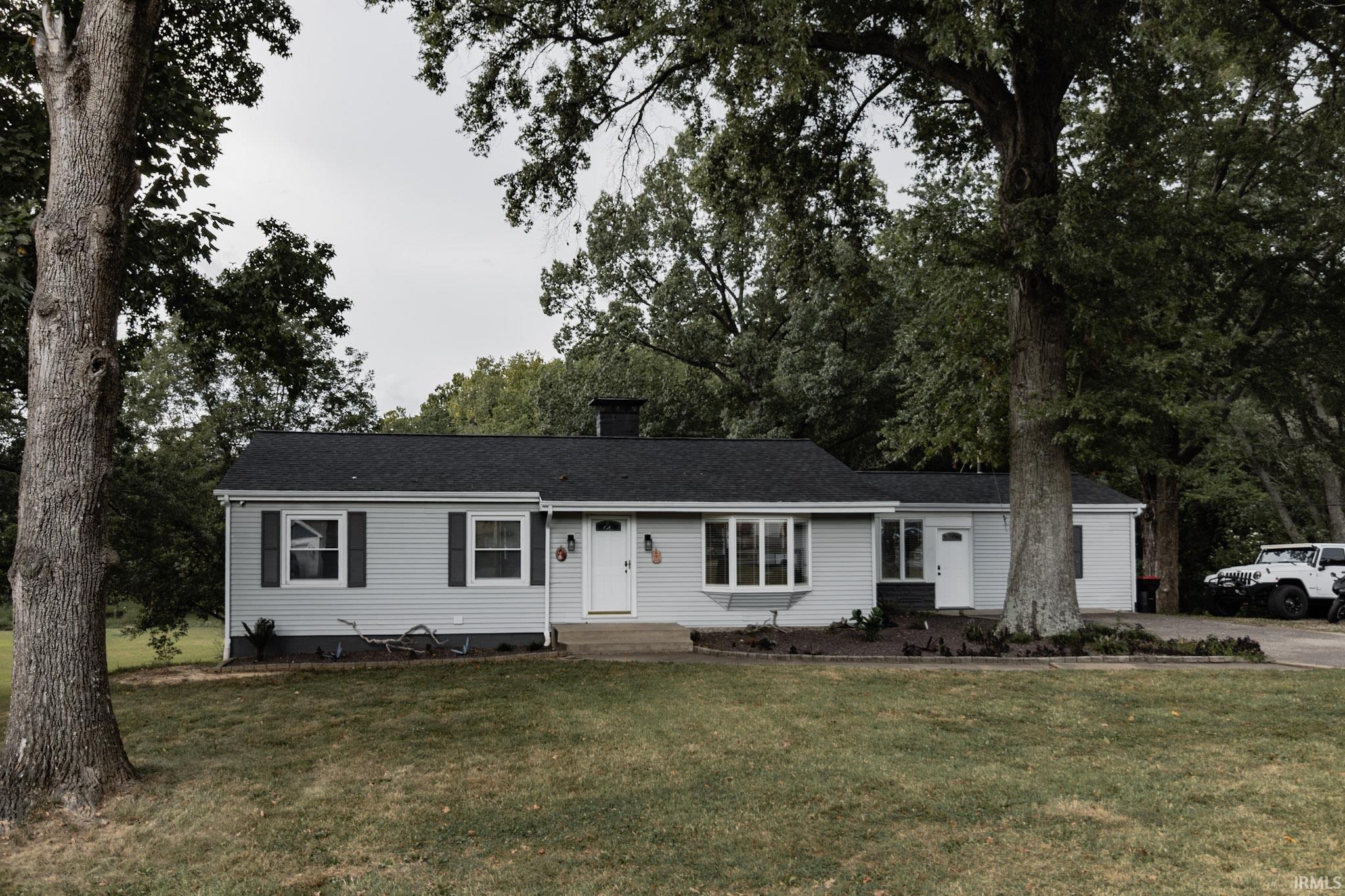 1st image of 8400 Old State Rd, Evansville, IN 47710 | MLS# 202633192