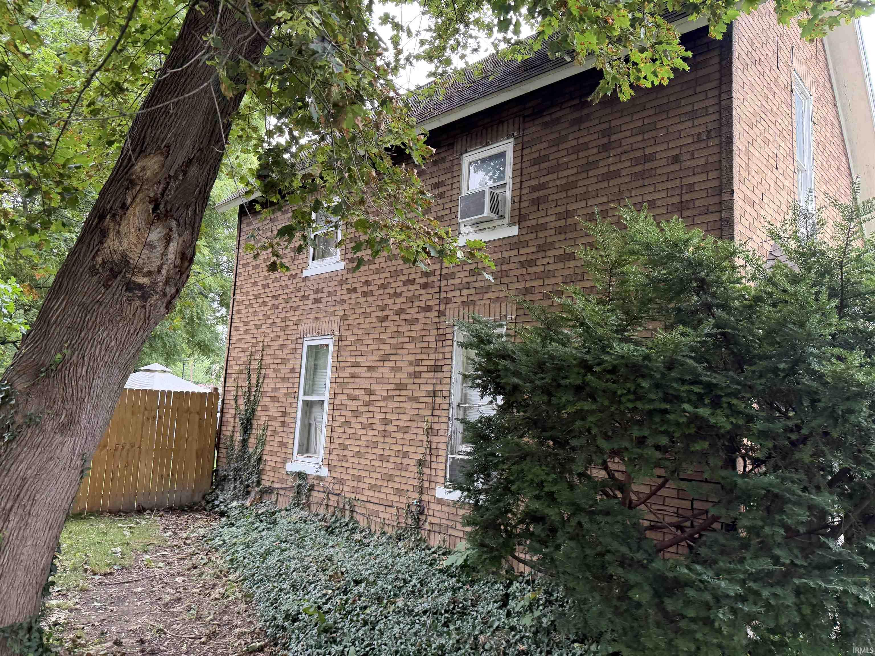 5th image of 600 W Wolf Ave, Elkhart, IN 46516 | MLS# 202633201