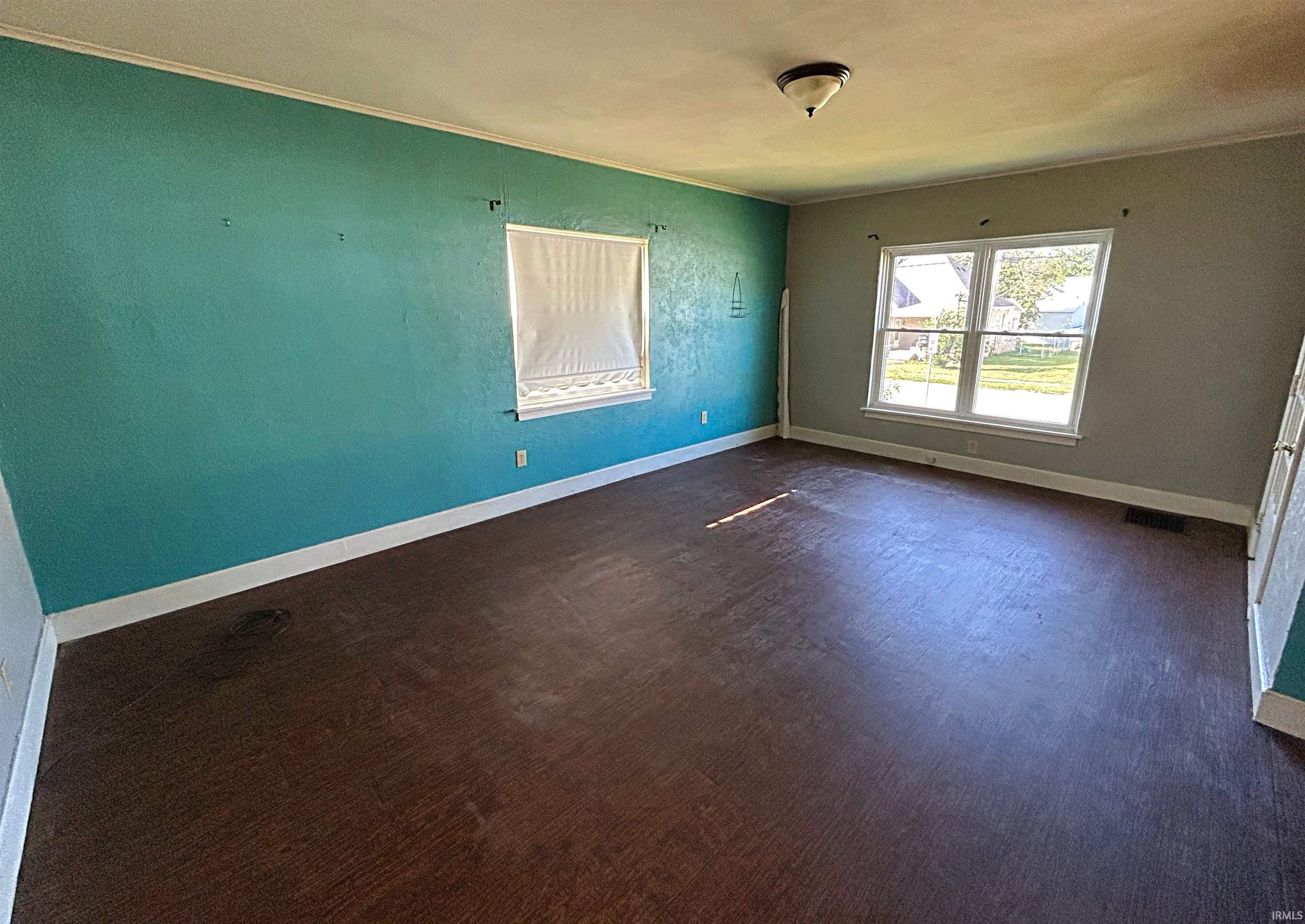 Photo 3 of Sale Pending at 207 W Walnut St, Washington, IN 47501 | MLS# 202633227 | Listing updated on 2026-09-25