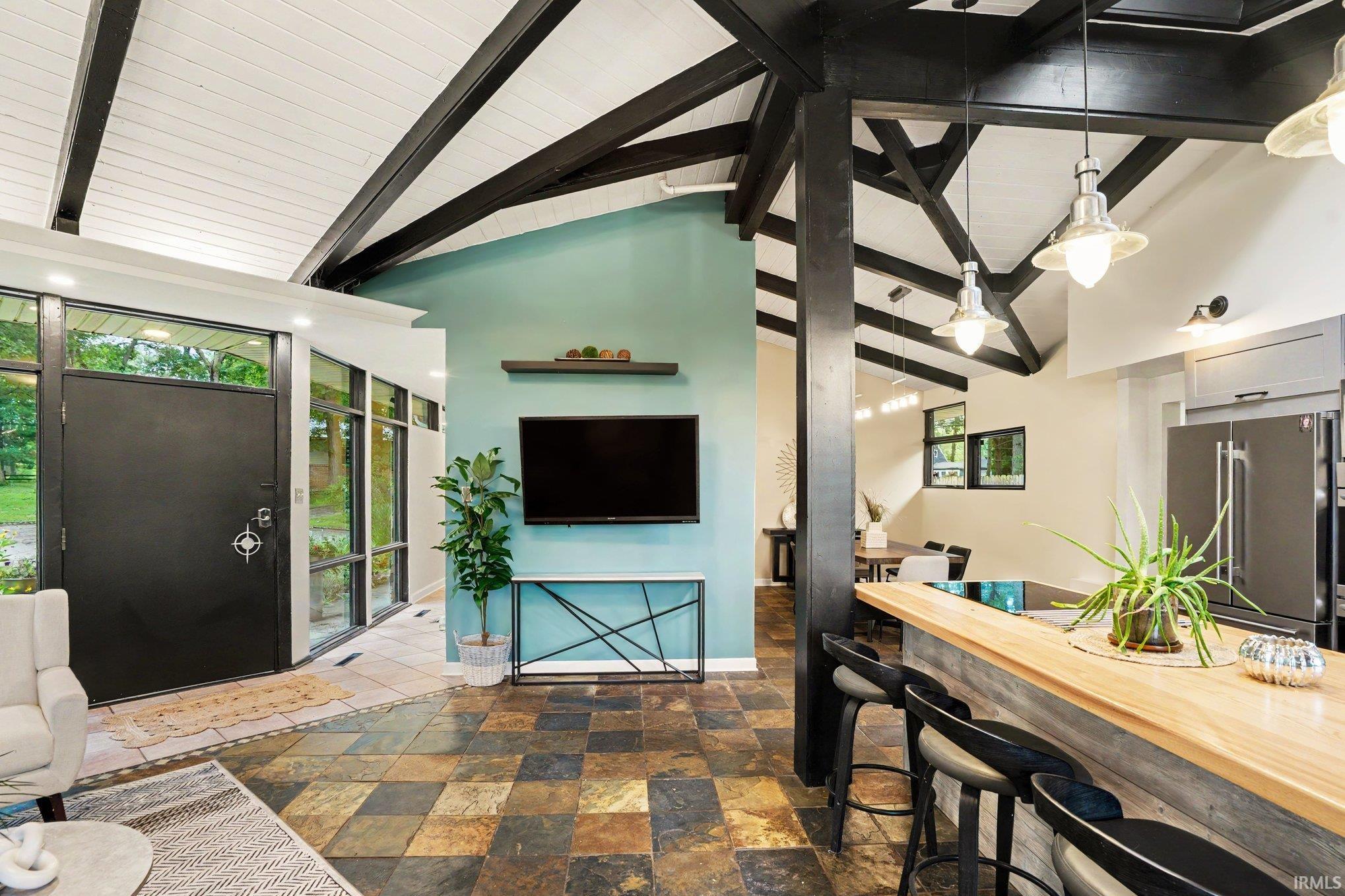 5th image of 1910 Ribourde Dr, South Bend, IN 46628 | MLS# 202633241