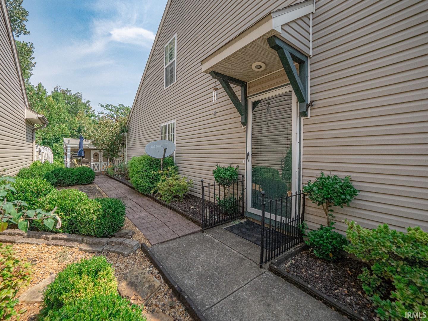 3rd image of 4030 Shadwell Dr, Evansville, IN 47715 | MLS# 202633246