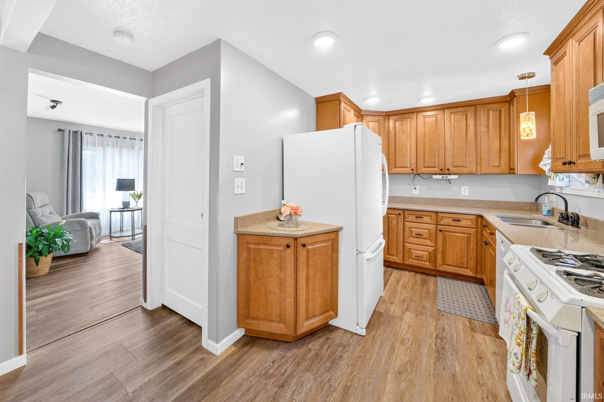 5th image of 234 W La Salle Ave, Mishawaka, IN 46545 | MLS# 202633269