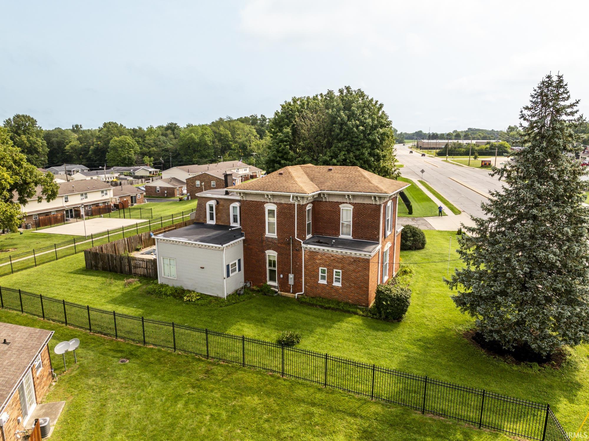2nd image of 8200 W Smith St, Yorktown, IN 47396 | MLS# 202633297