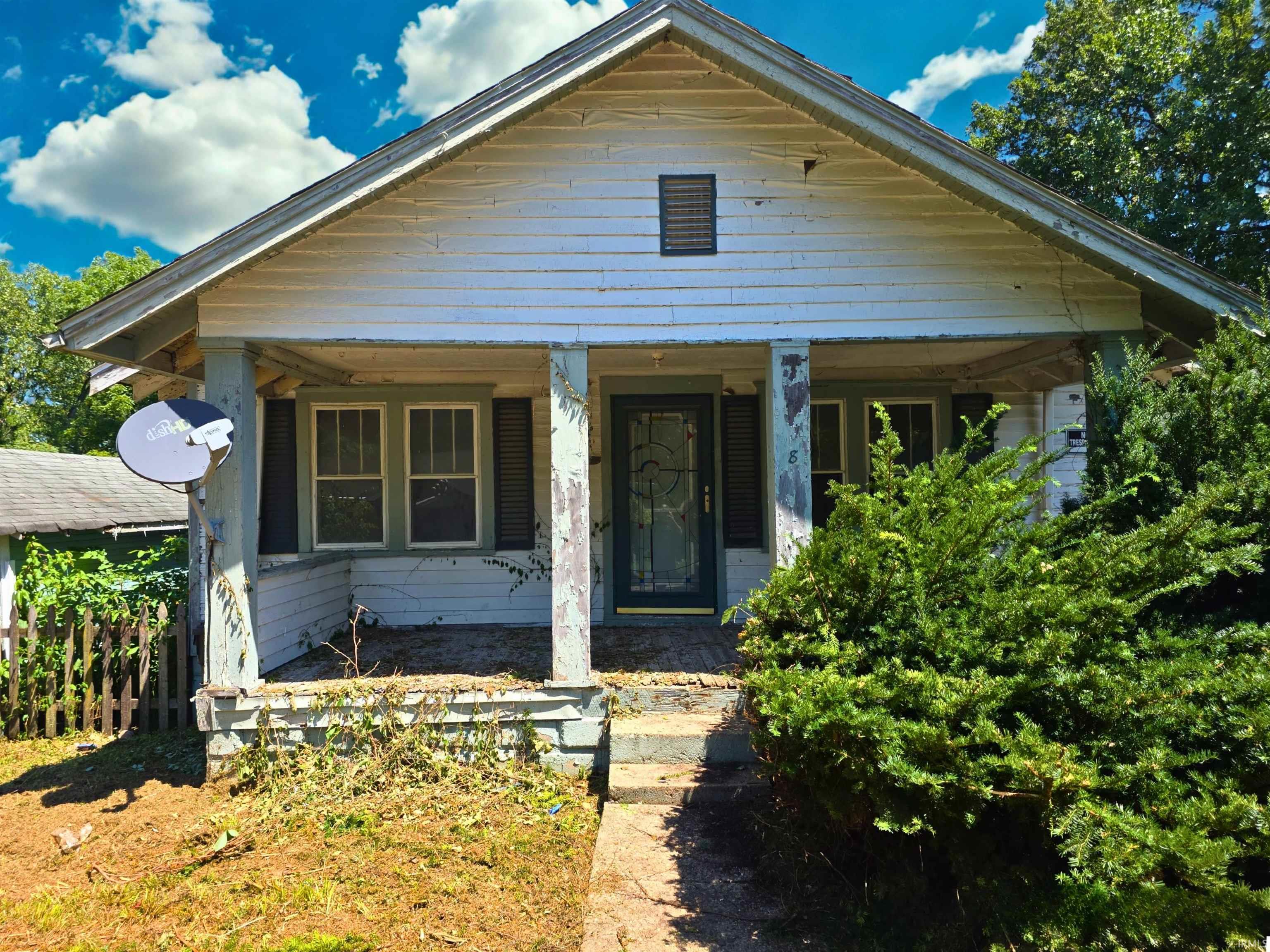 2nd image of 8 Dixie Dr, Anderson, IN 46016 | MLS# 202633307