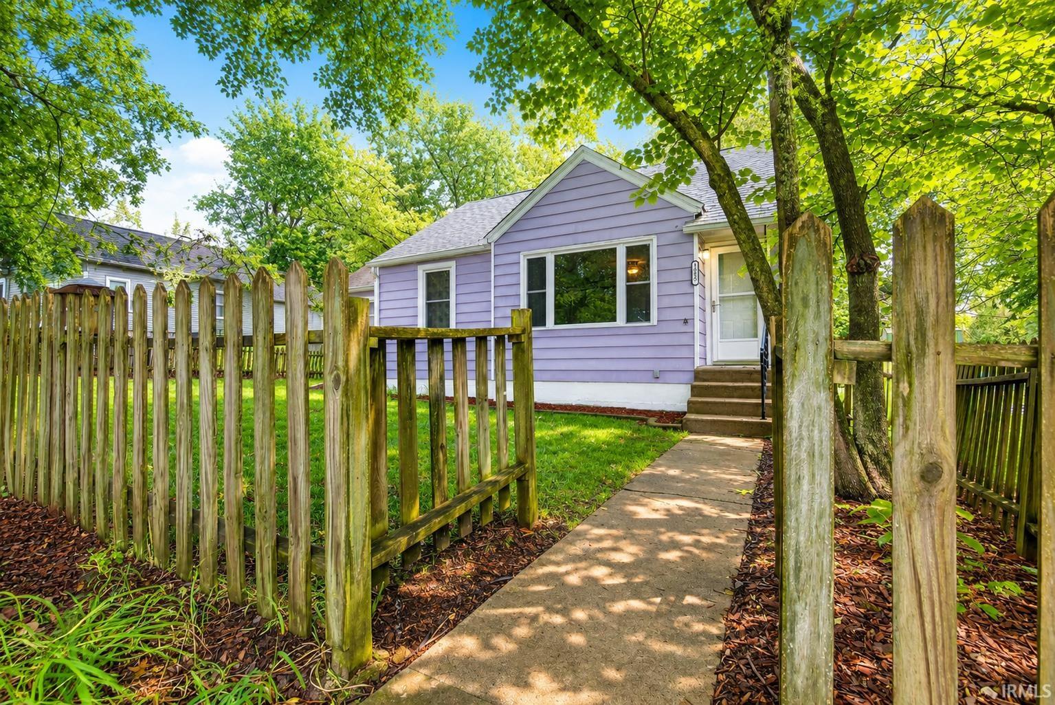 2nd image of 1009 N Woodburn Ave, Bloomington, IN 47404 | MLS# 202633334