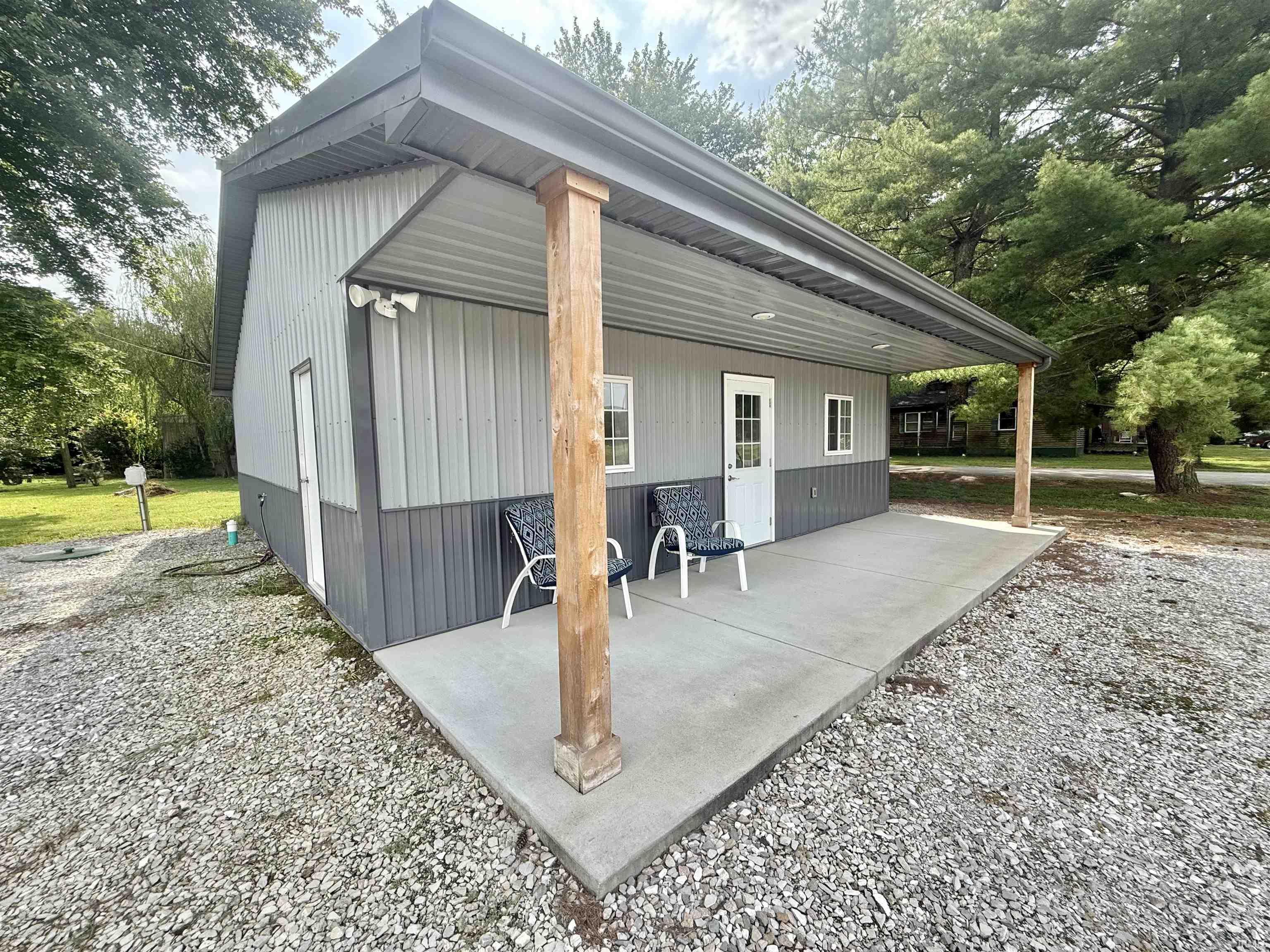 2nd image of 727 N Cr 950 W, Richland, IN 47634 | MLS# 202633369