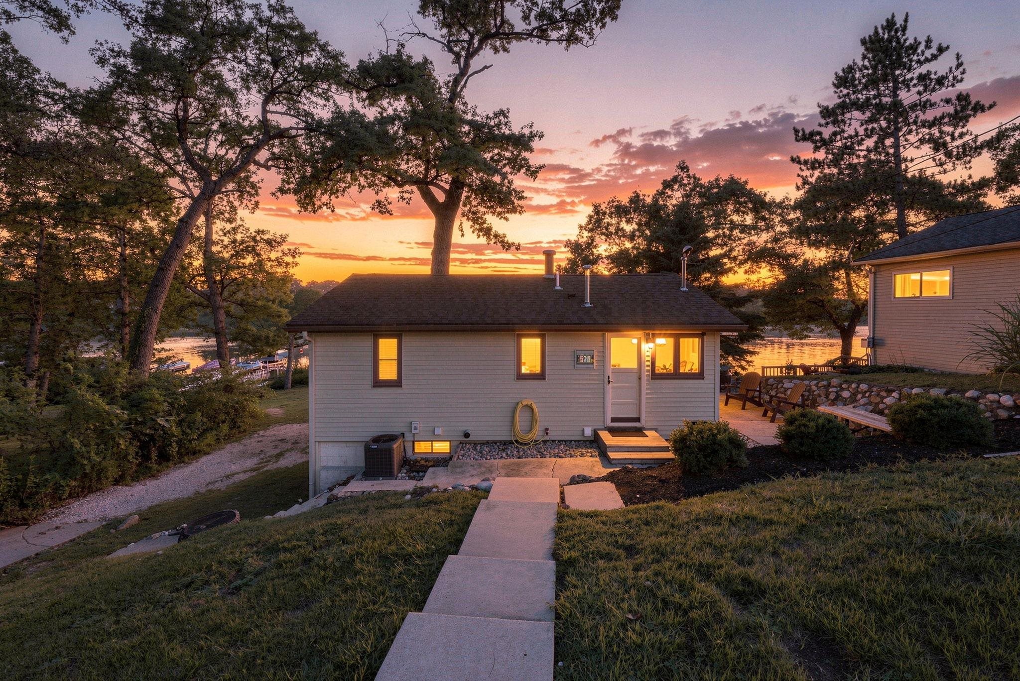45th image of 520 Lane 274 Crooked Lk, Angola, IN 46703 | MLS# 202633370