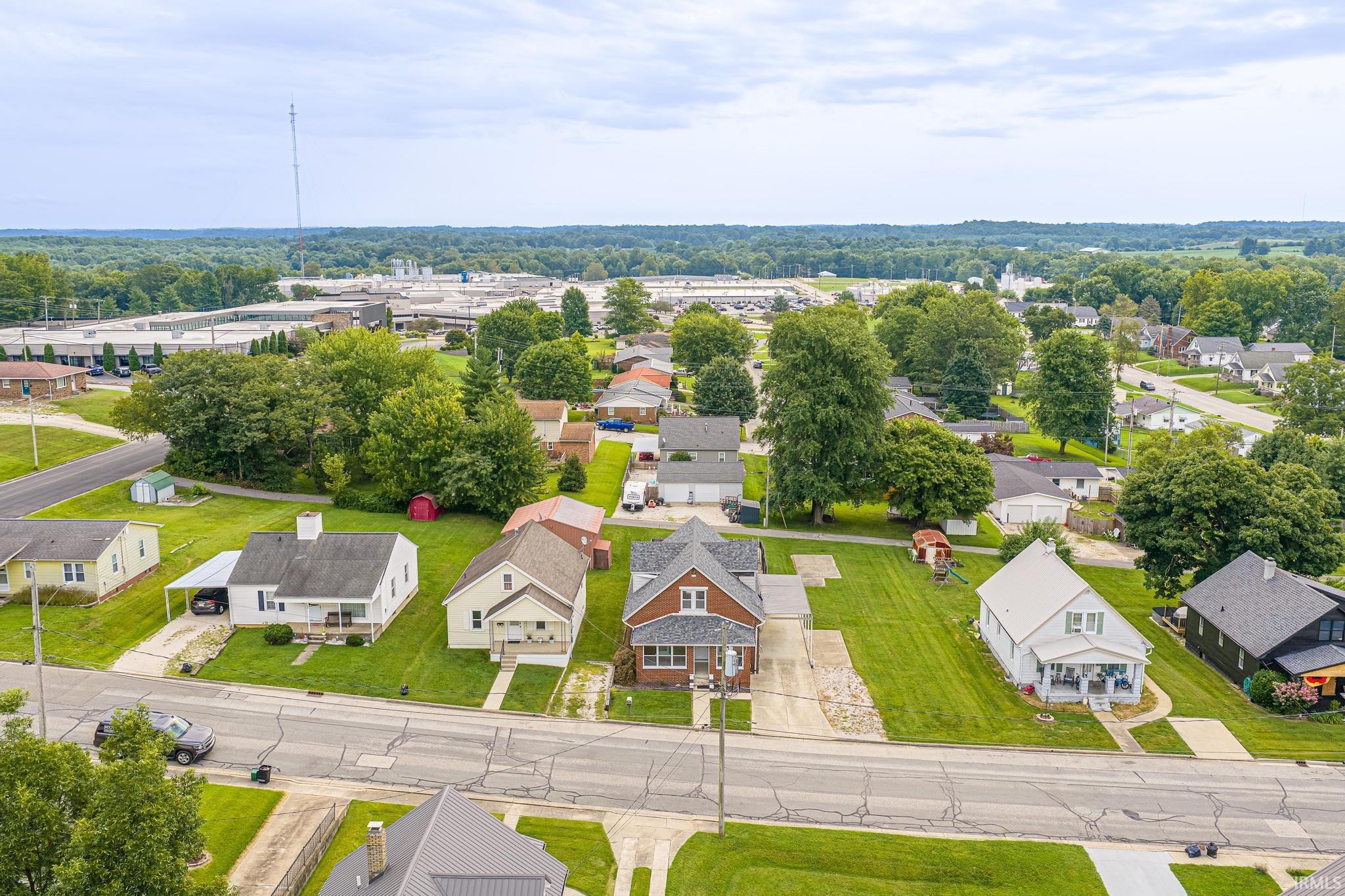 42nd image of 1528 Leopold St, Jasper, IN 47546 | MLS# 202633372