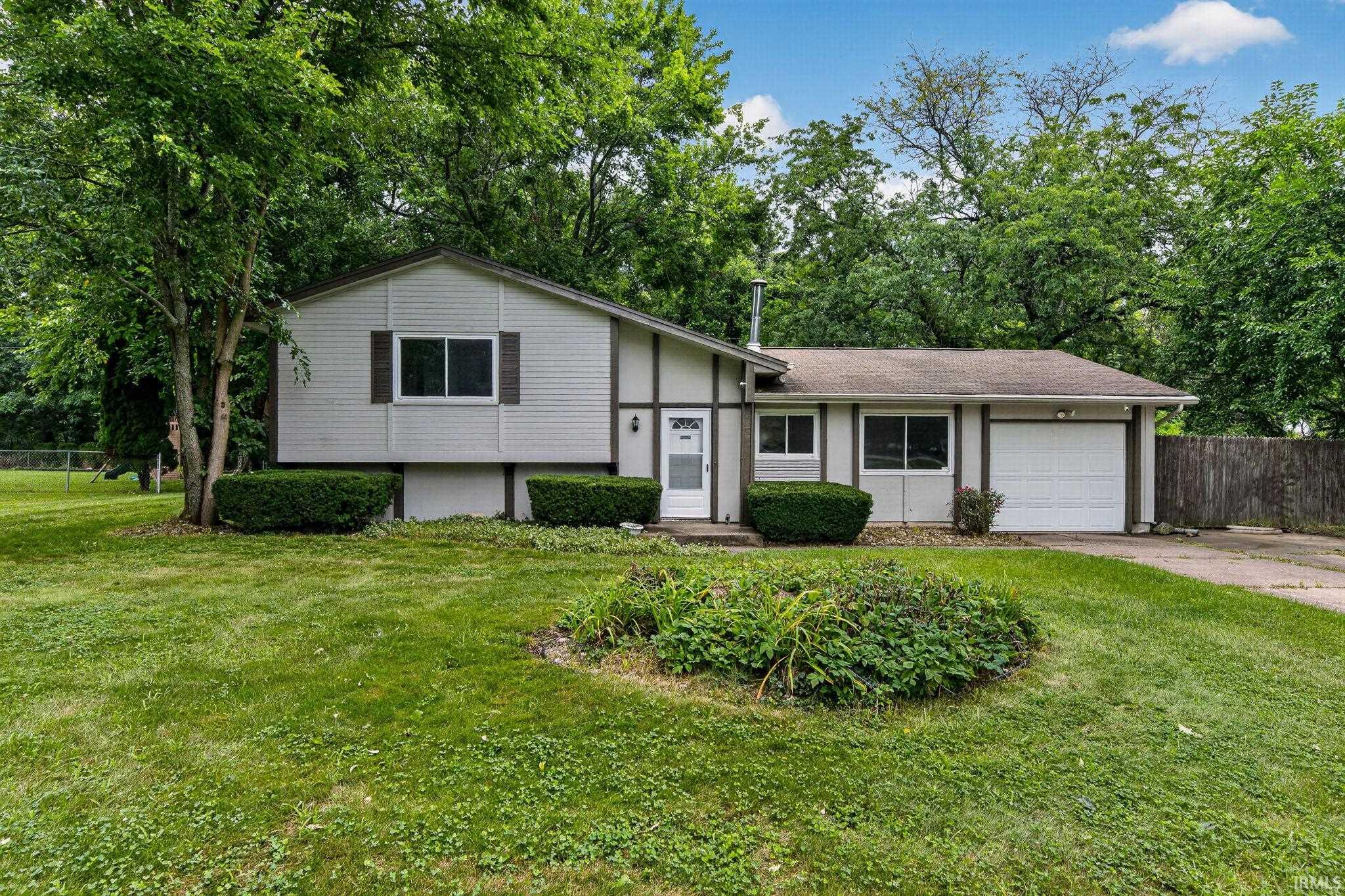 1st image of 24403 Rolling Oaks Dr, South Bend, IN 46628 | MLS# 202633386