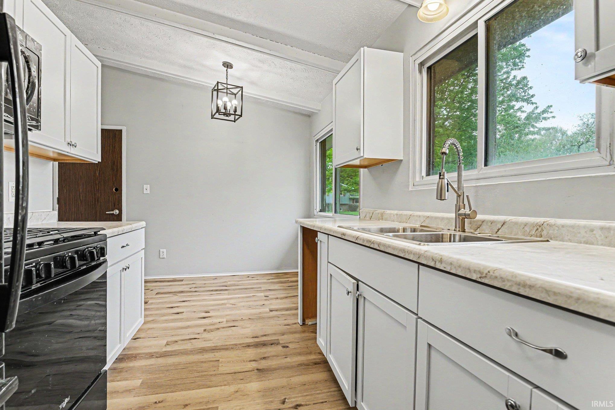 3rd image of 24403 Rolling Oaks Dr, South Bend, IN 46628 | MLS# 202633386