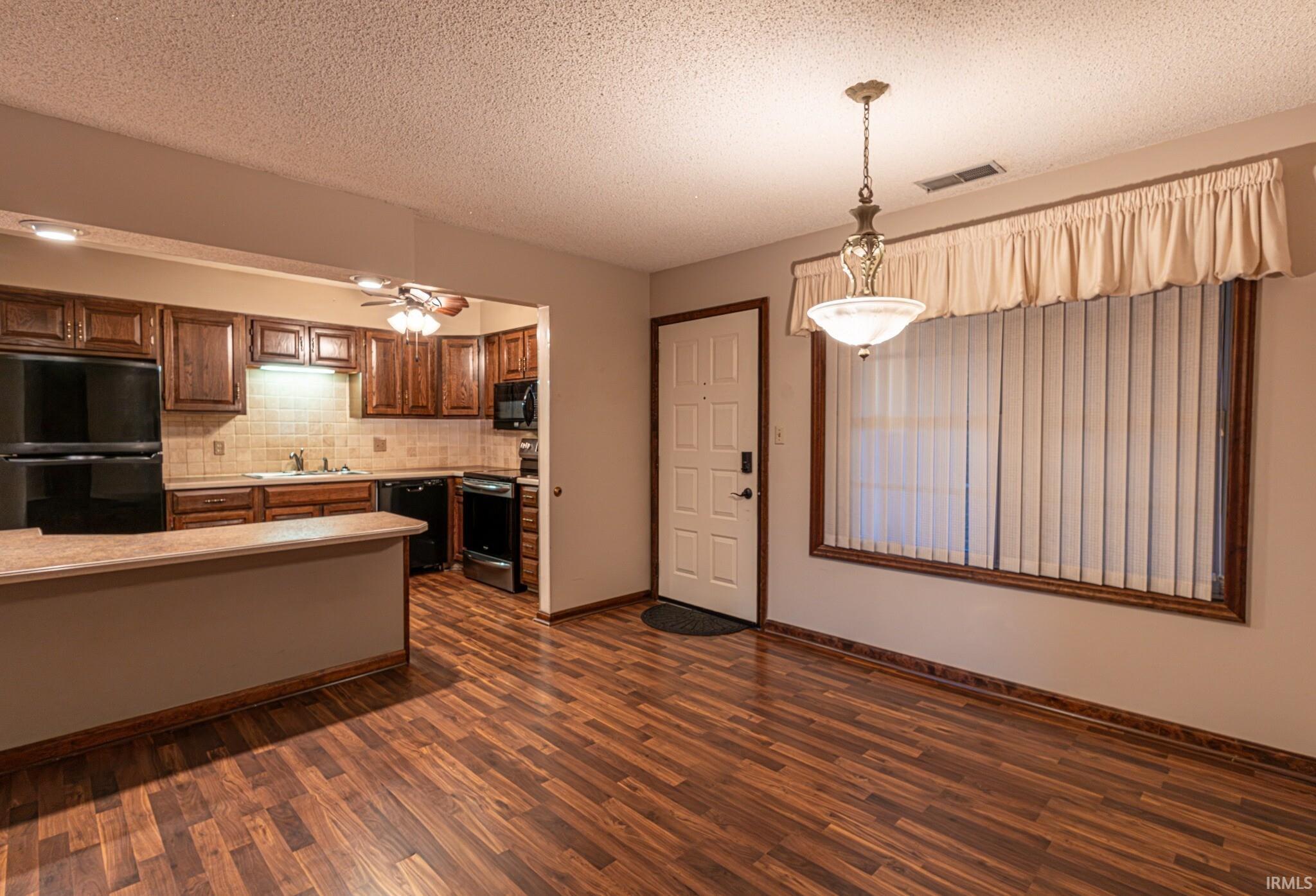 4th image of 752 Senate Ave, Evansville, IN 47711 | MLS# 202633392