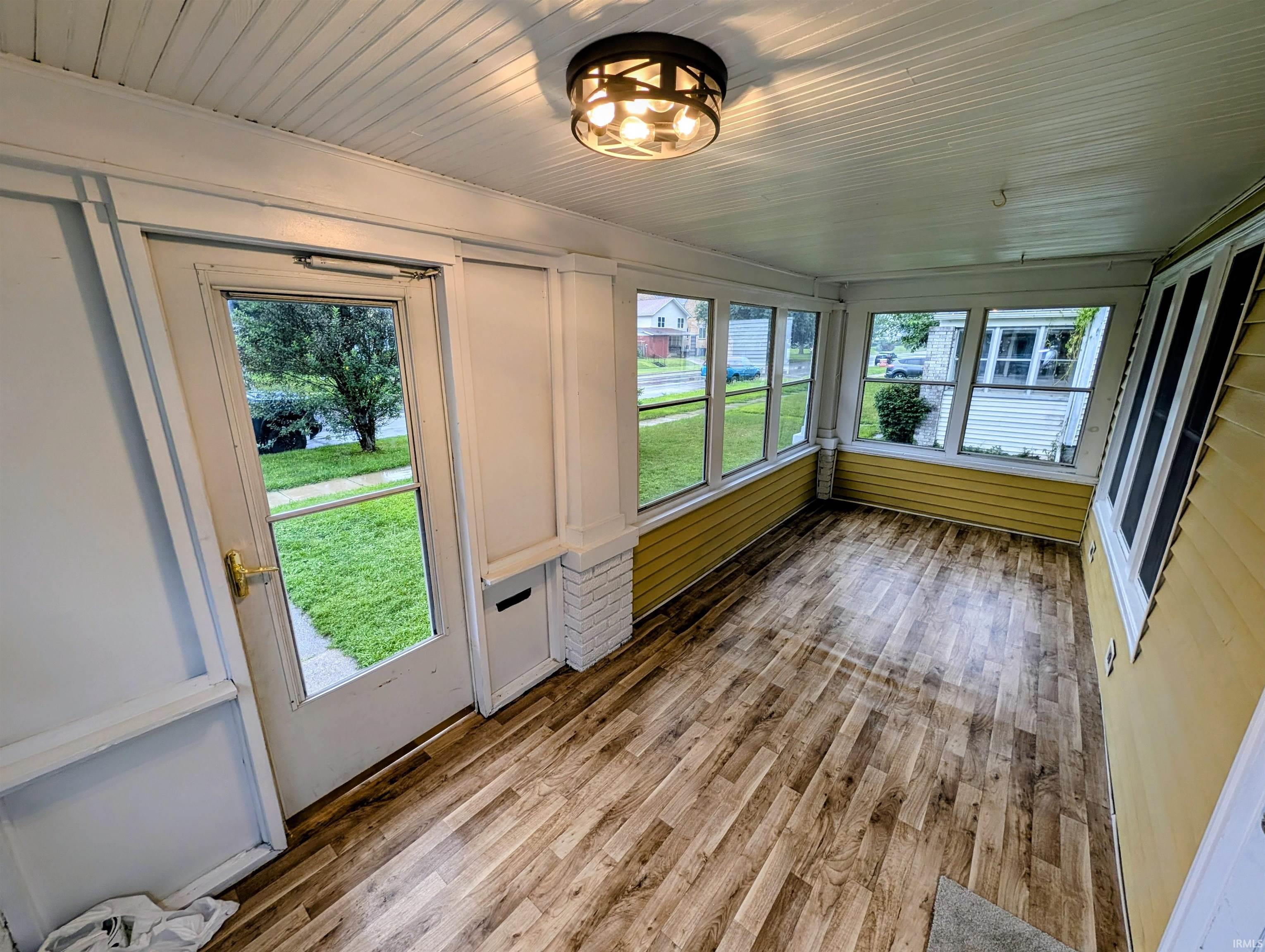 4th image of 827 E Ewing Ave, South Bend, IN 46613 | MLS# 202633393