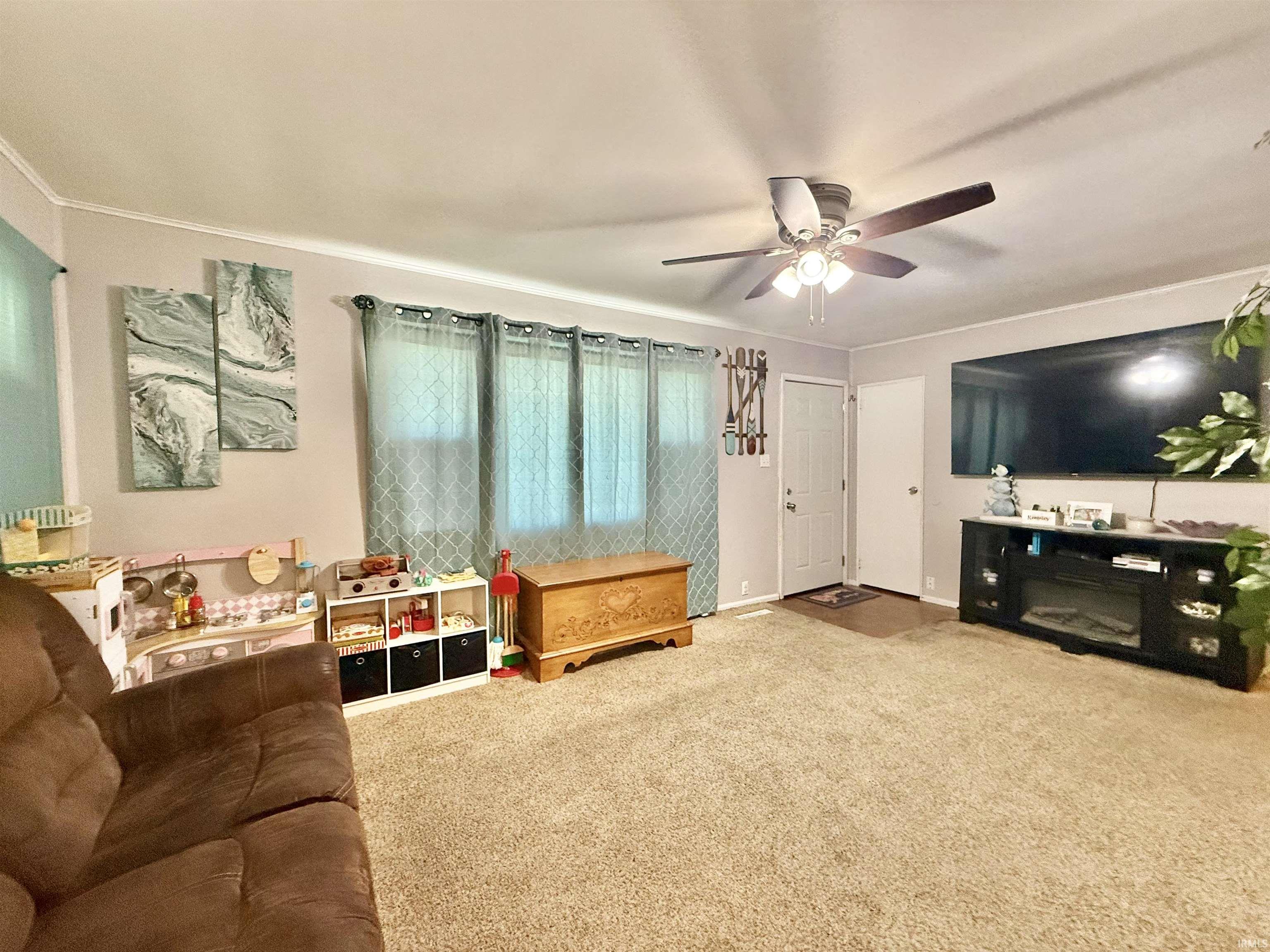 2nd image of 724 Sheffield Dr, Evansville, IN 47710 | MLS# 202633395