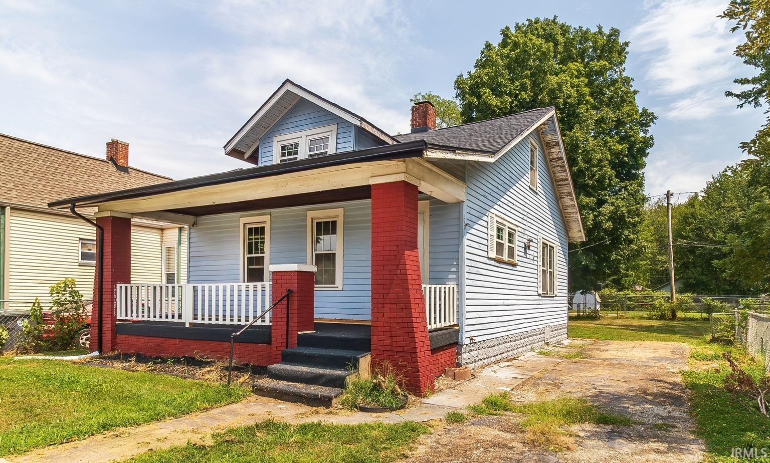 2nd image of 1204 S Evans Ave, Evansville, IN 47713 | MLS# 202633397