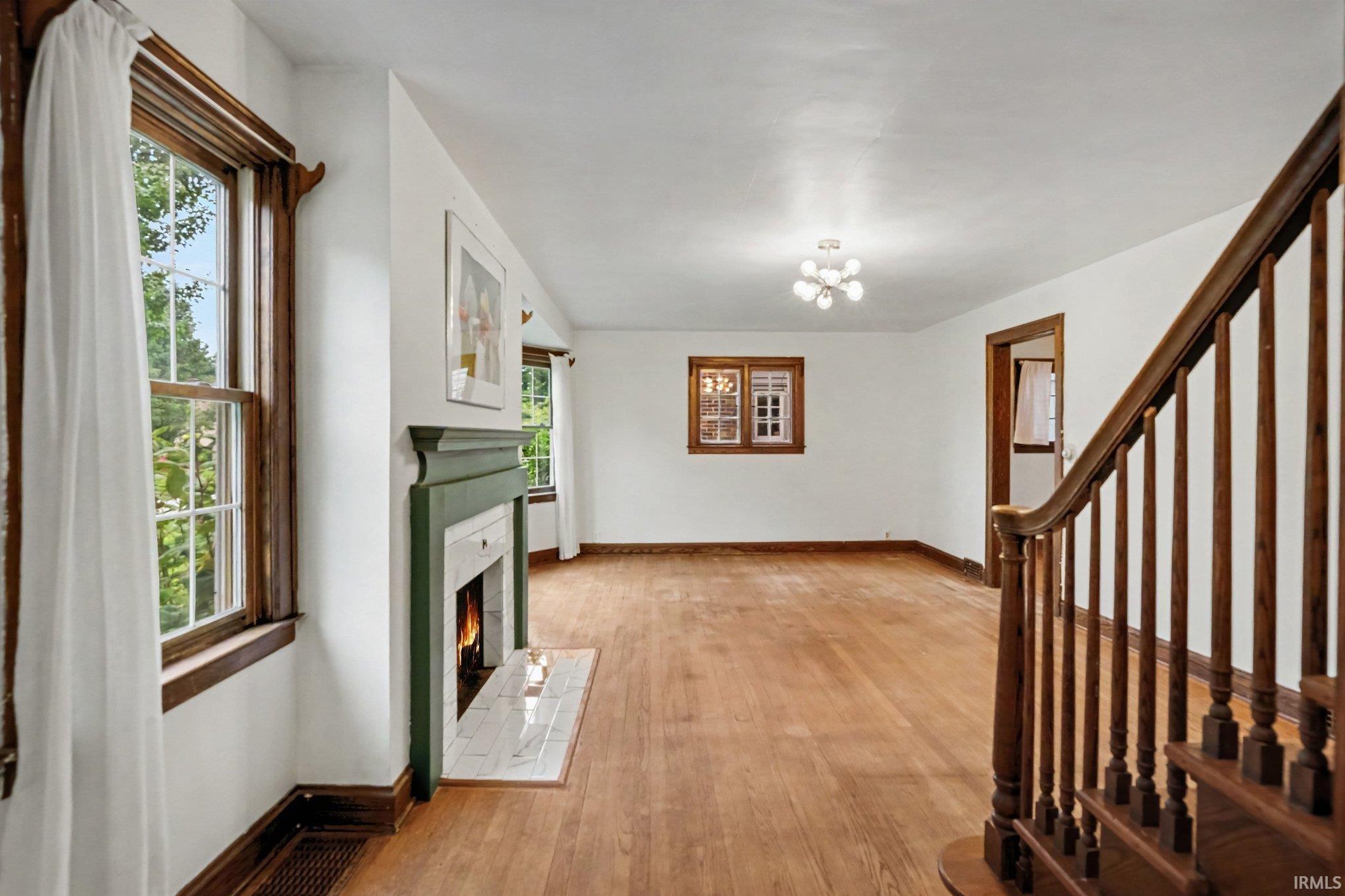 2nd image of 829 E Woodside St, South Bend, IN 46614 | MLS# 202633411