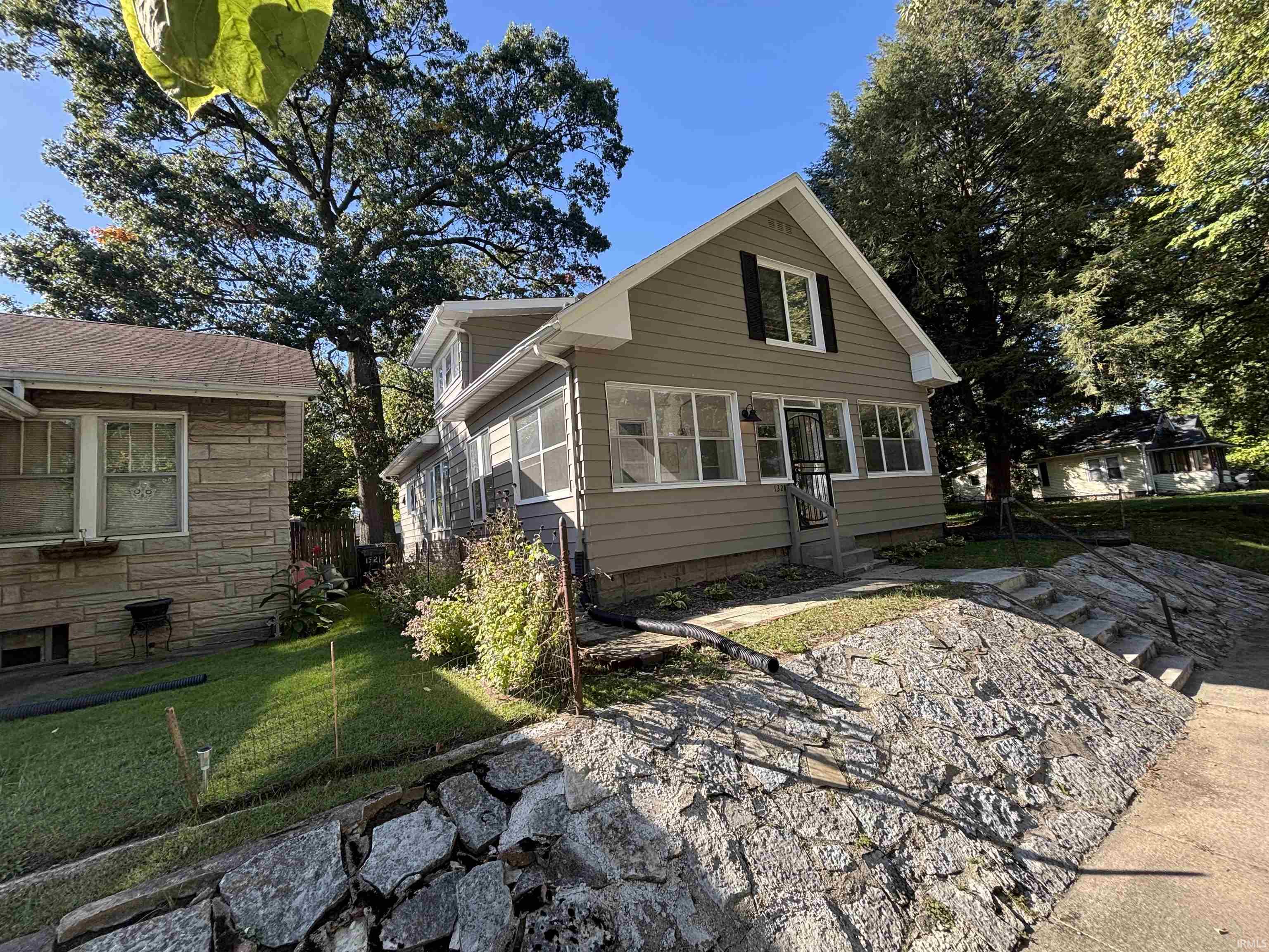 Photo 2 of Manufactured home for sale at 1321 N Brookfield St, South Bend, IN 46628 | MLS# 202633420 | Listing updated on 2026-10-08