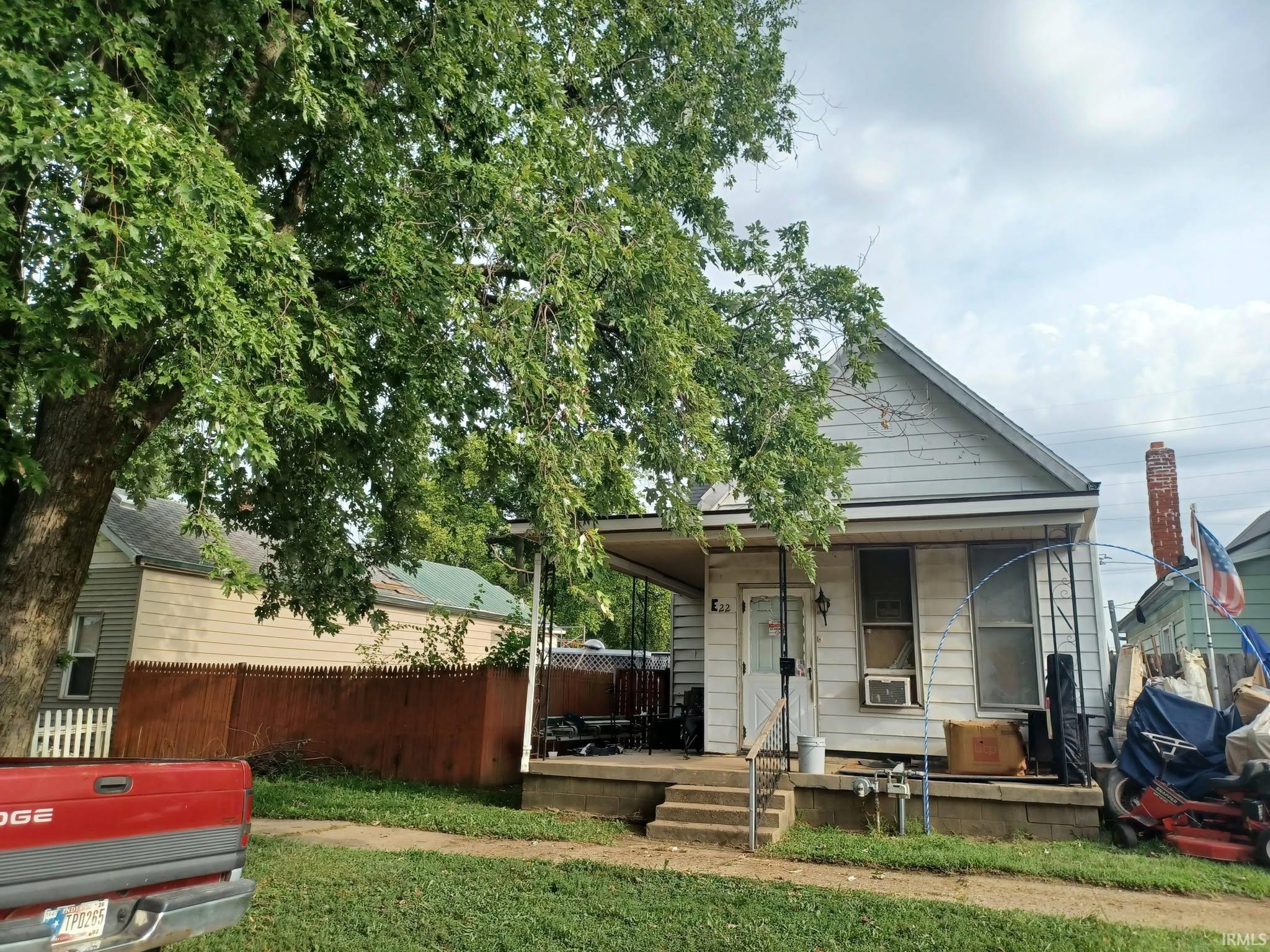 1st image of 22 E Eichel Ave, Evansville, IN 47711 | MLS# 202633444