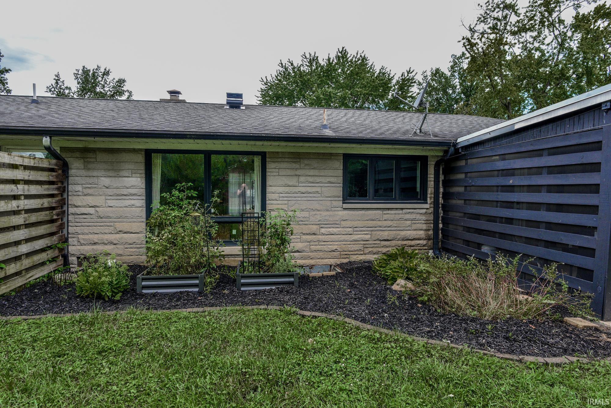 5th image of 327 Brookside Ln, Plainfield, IN 46168 | MLS# 202633447