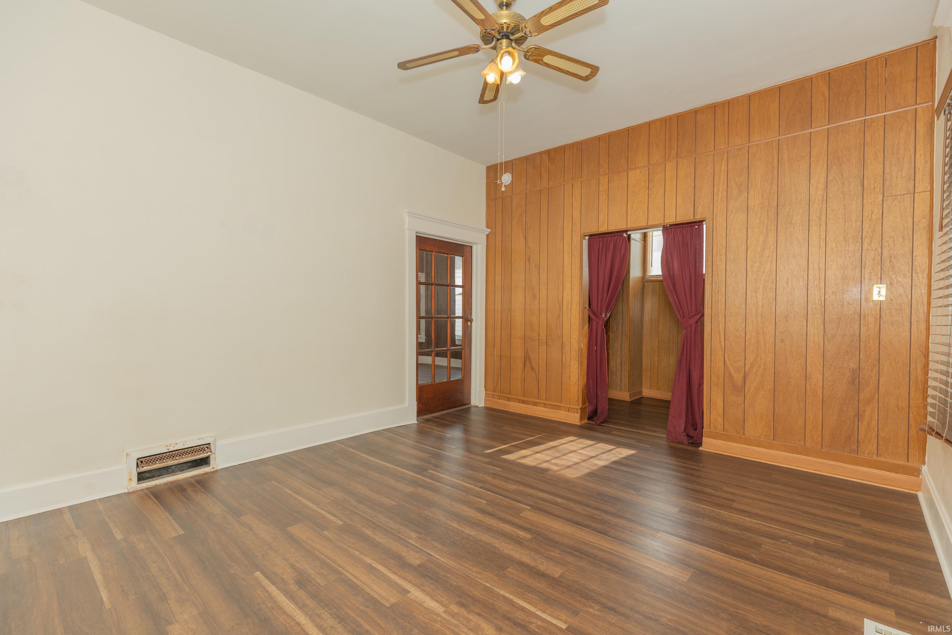3rd image of 119 W Missouri St, Evansville, IN 47710 | MLS# 202633452