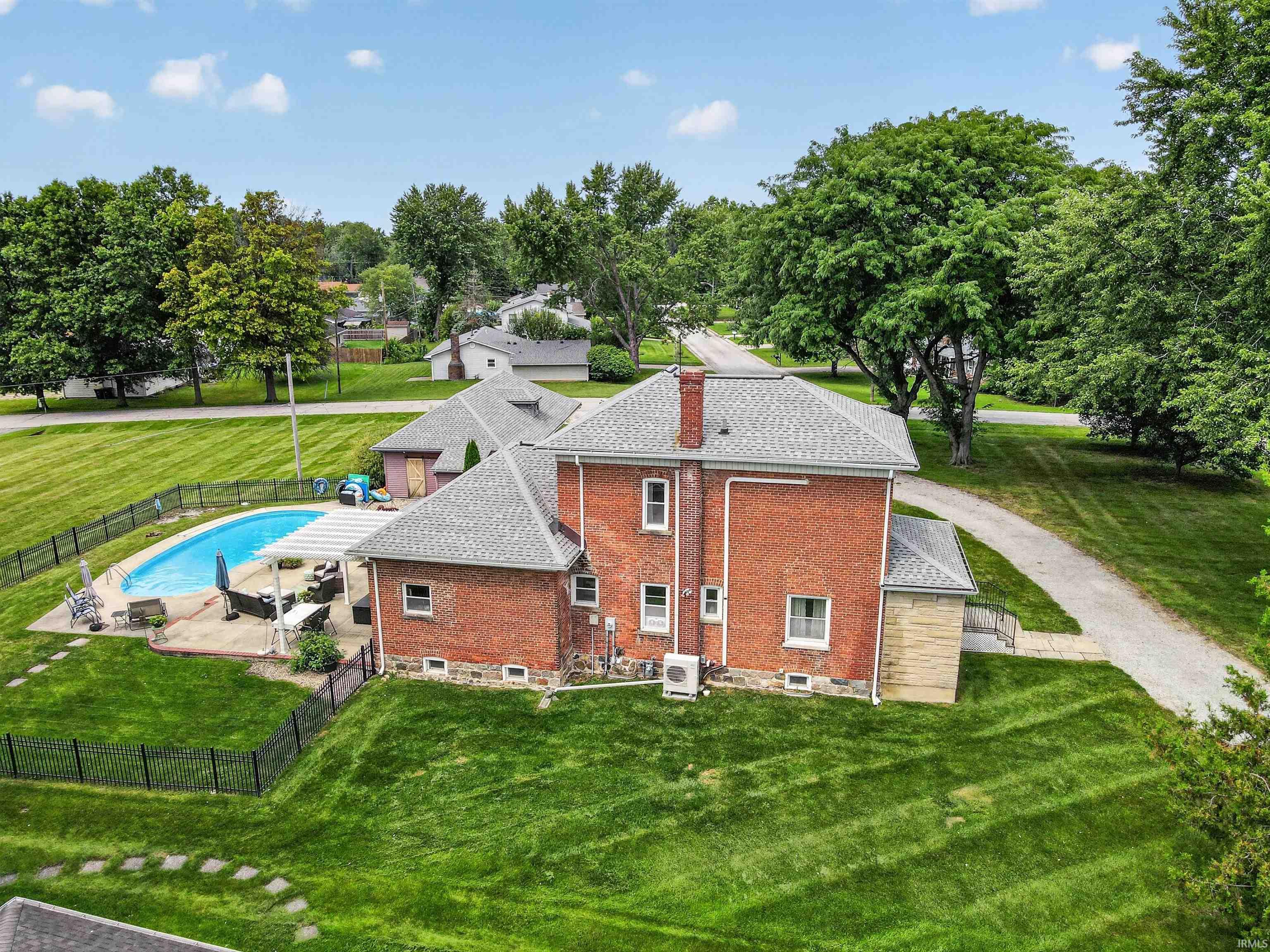 3rd image of 4027 David Ln, Fort Wayne, IN 46815 | MLS# 202633459