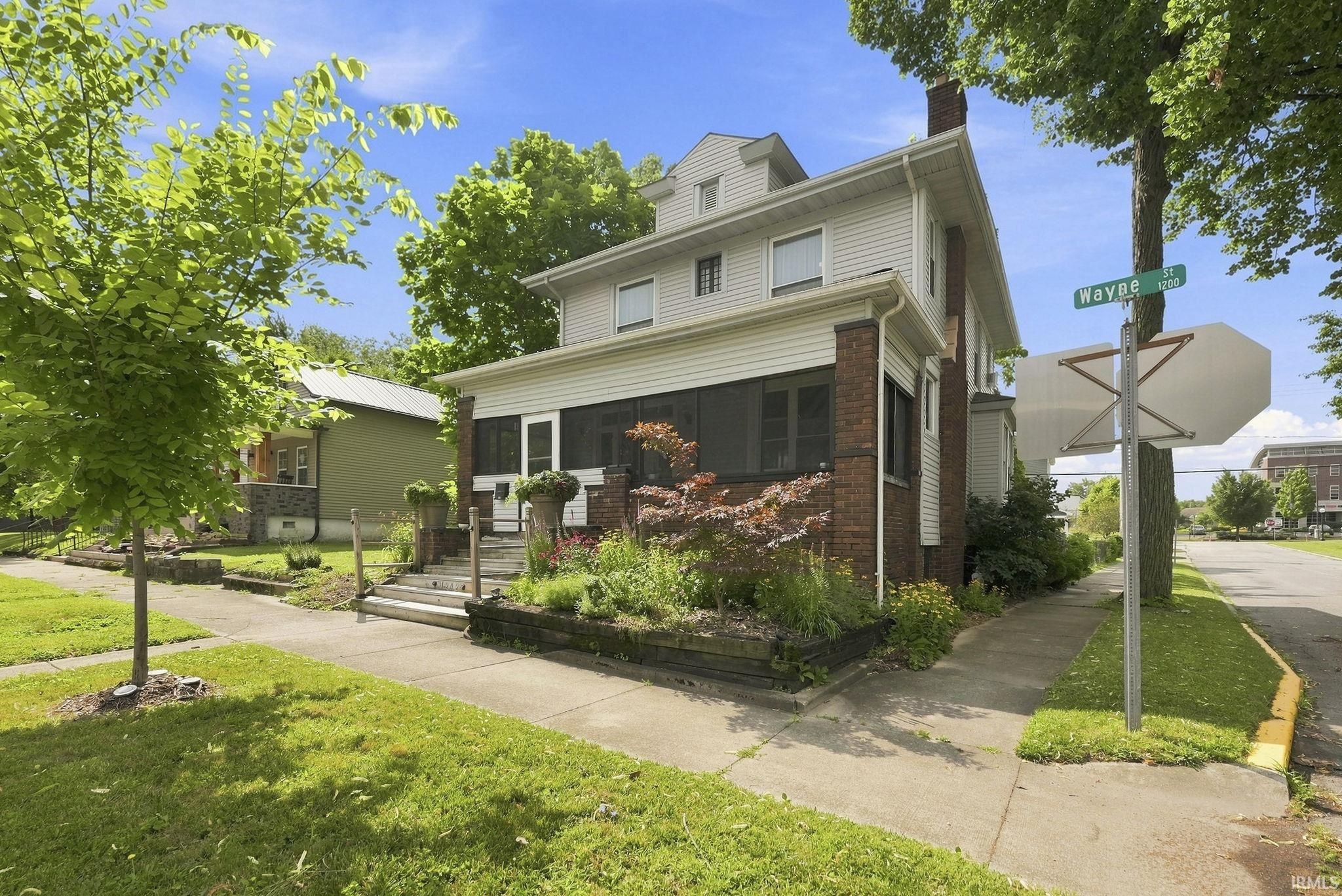 2nd image of 1202 E Wayne St, Fort Wayne, IN 46803 | MLS# 202633465