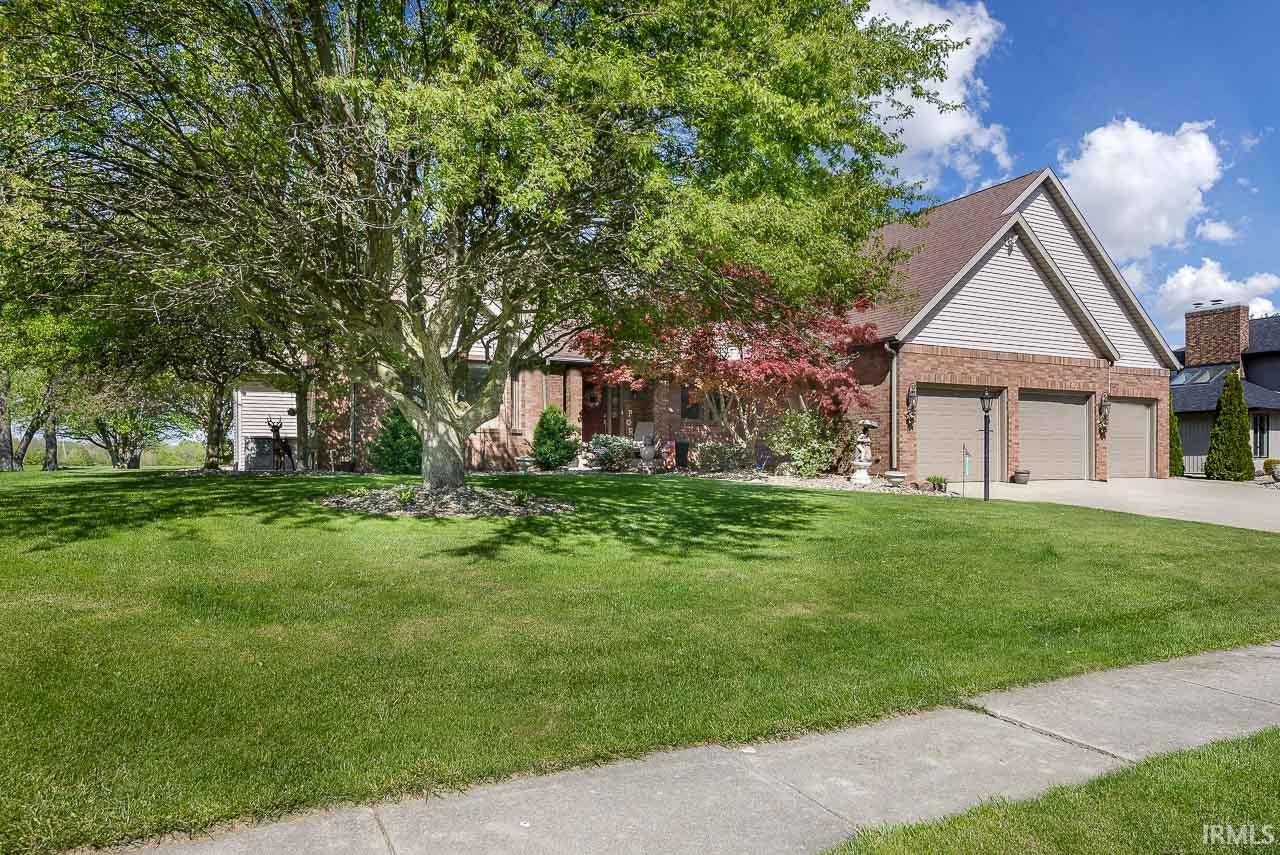 2nd image of 3809 Saint Andrews Pl, Elkhart, IN 46517 | MLS# 202633489