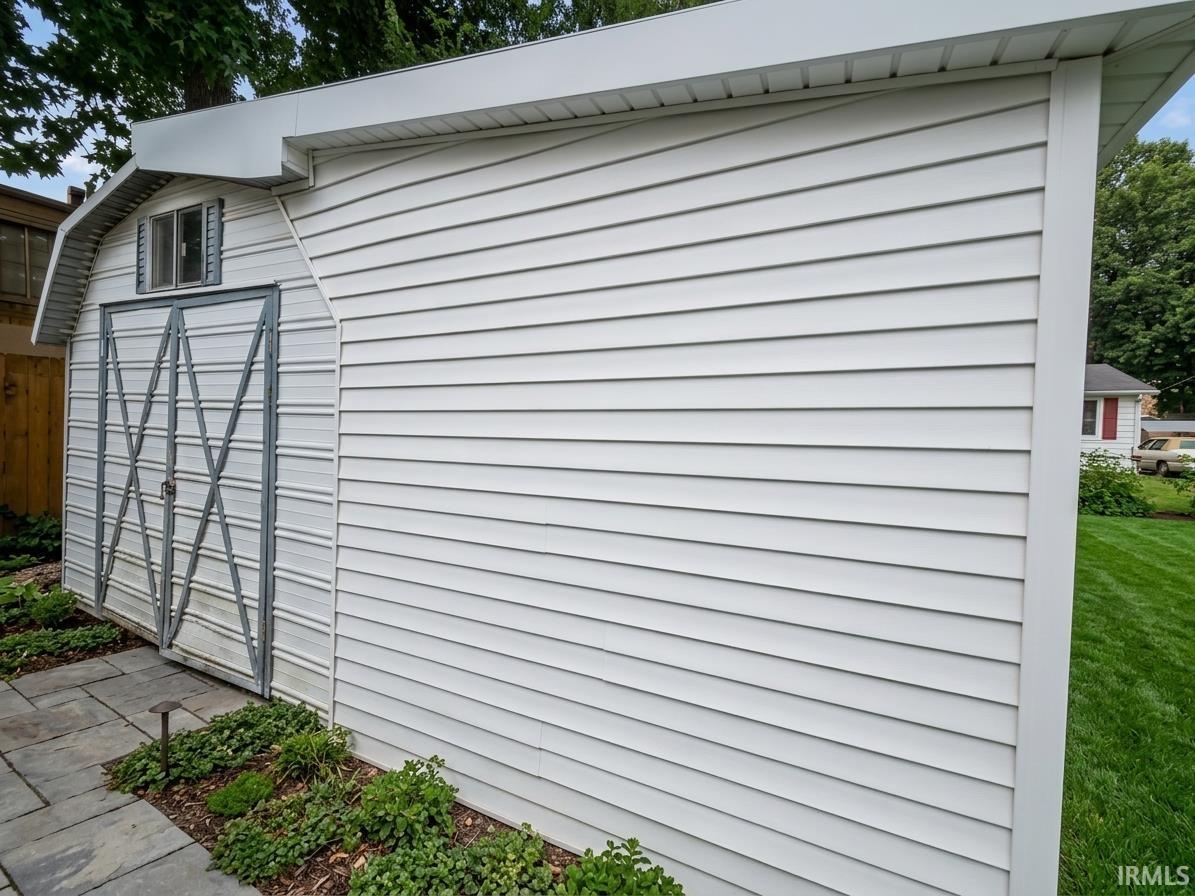 23rd image of 2701 S Englewood Ave, Evansville, IN 47714 | MLS# 202633500